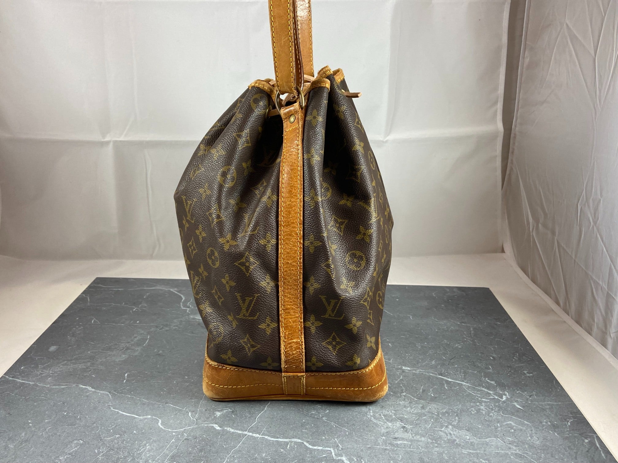 Louis Vuitton Sac Noé Grand Monogram Canvas