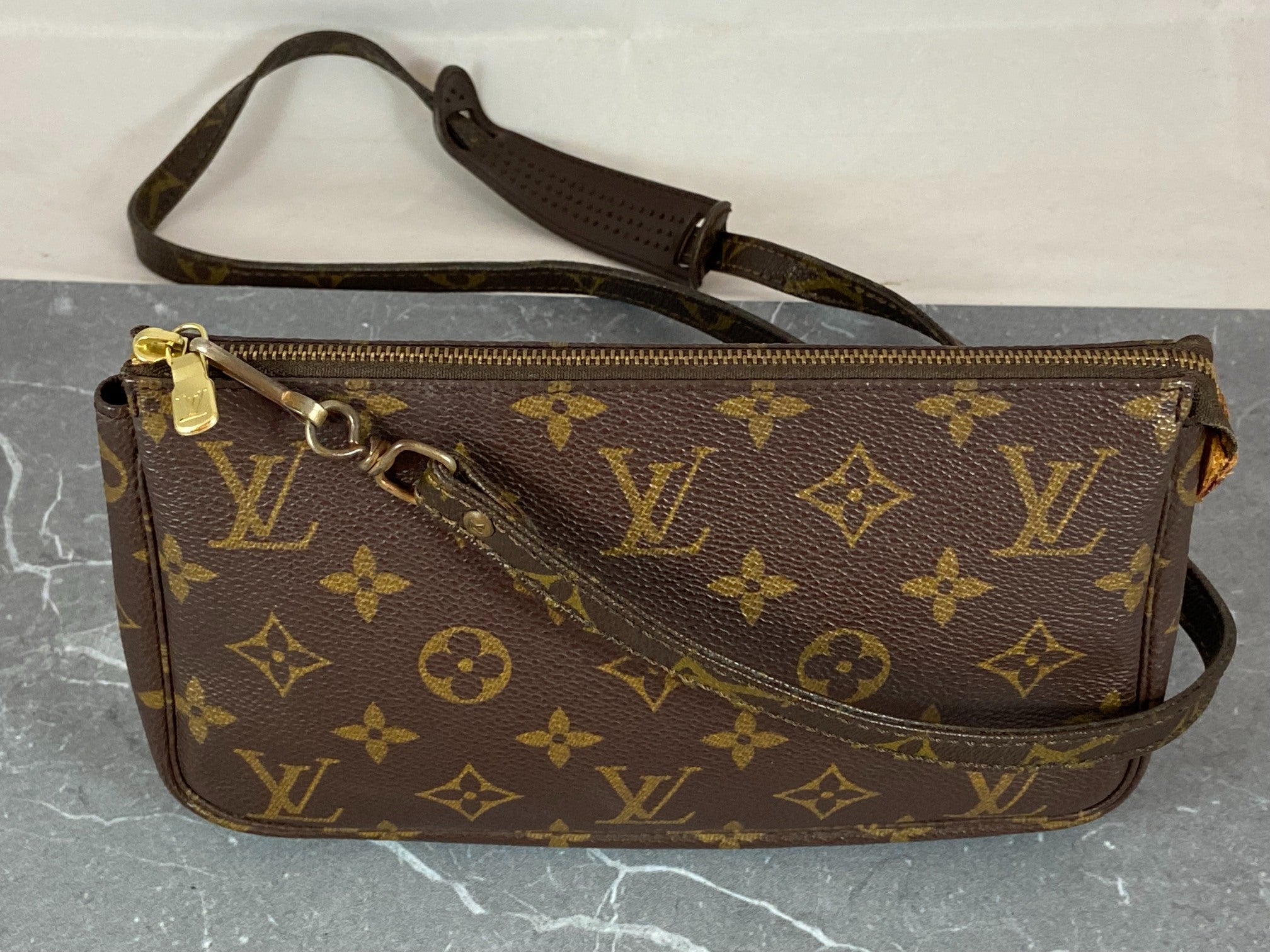 Louis Vuitton Pochette Accessoires Monogram Canvas