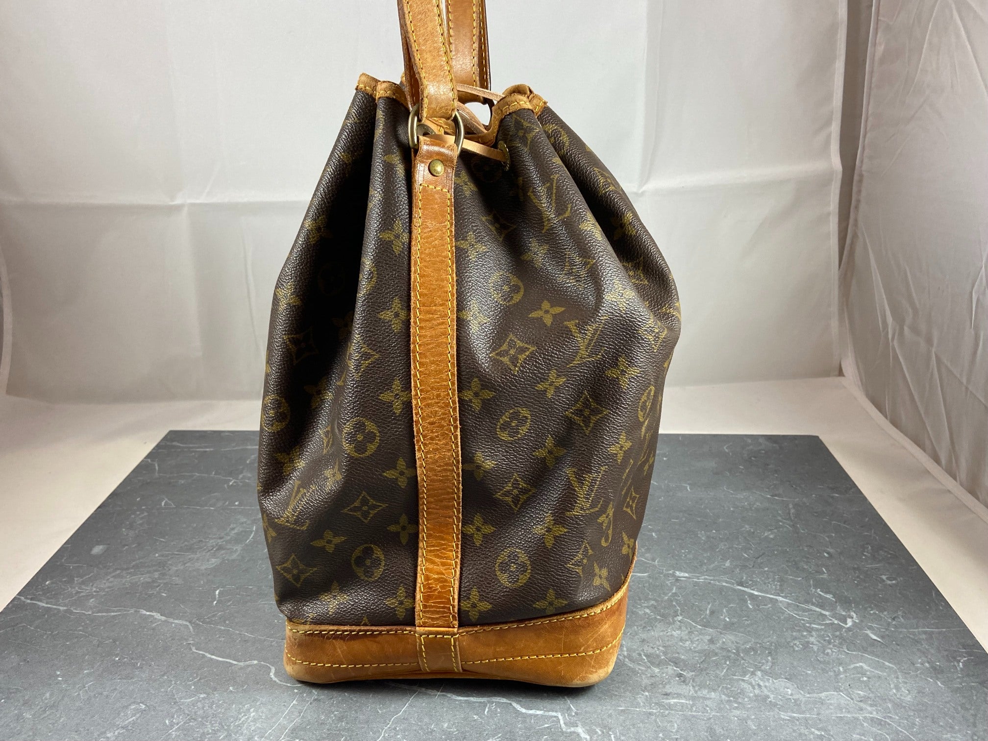 Louis Vuitton Sac Noé Grand Monogram Canvas
