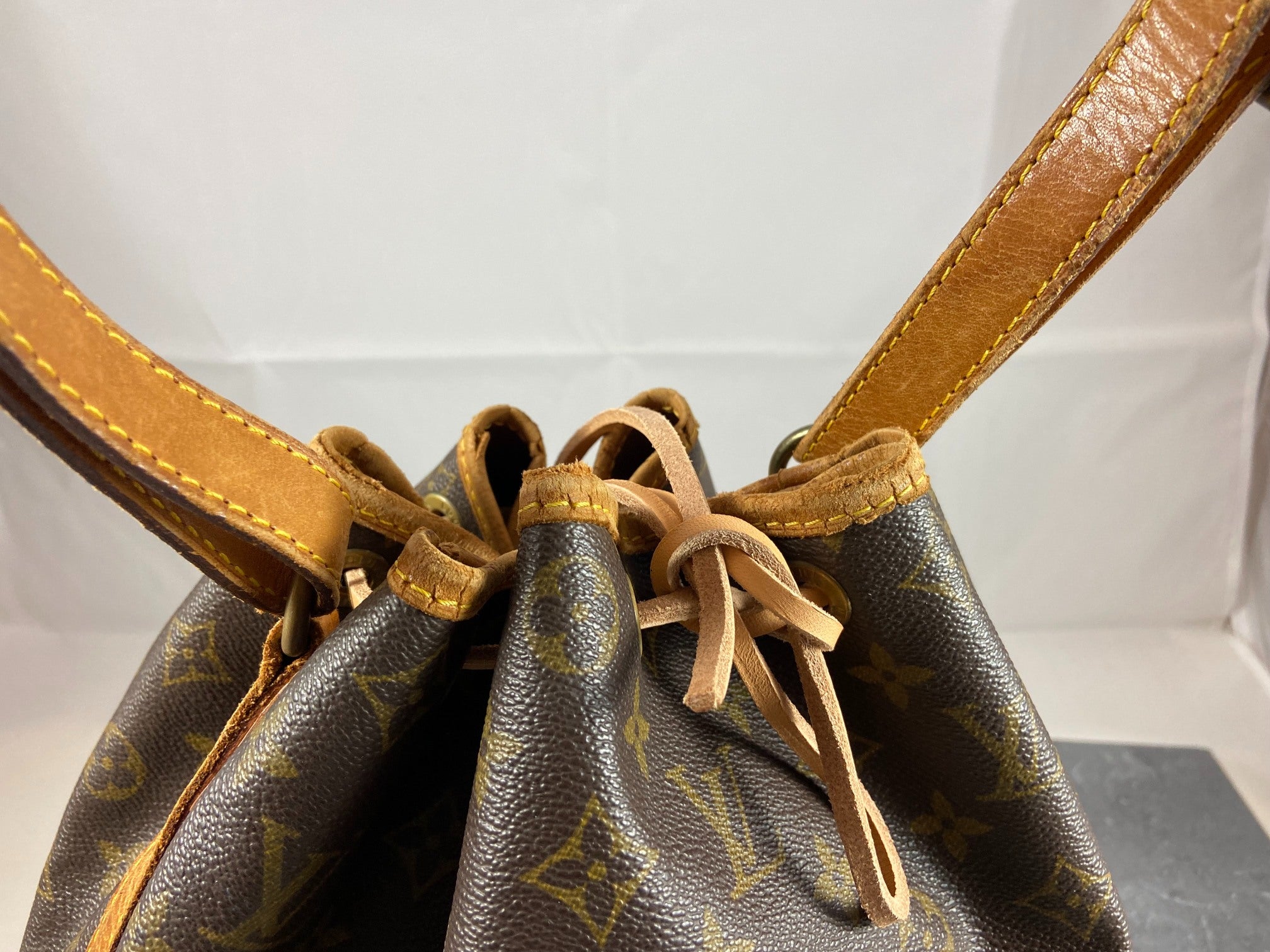 Louis Vuitton Sac Noé Grand Monogram Canvas