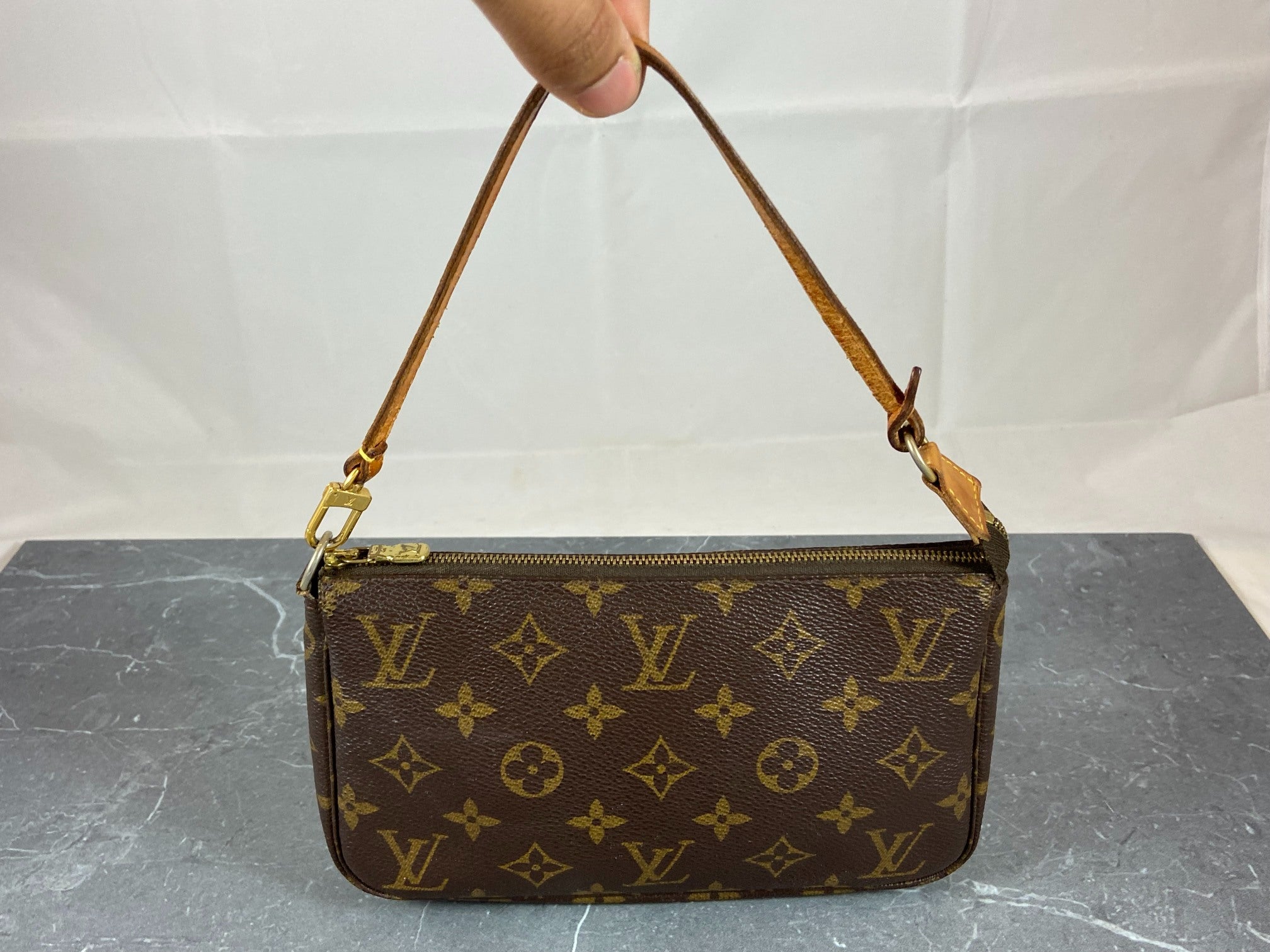 Louis Vuitton Pochette Accessoires Monogram Canvas