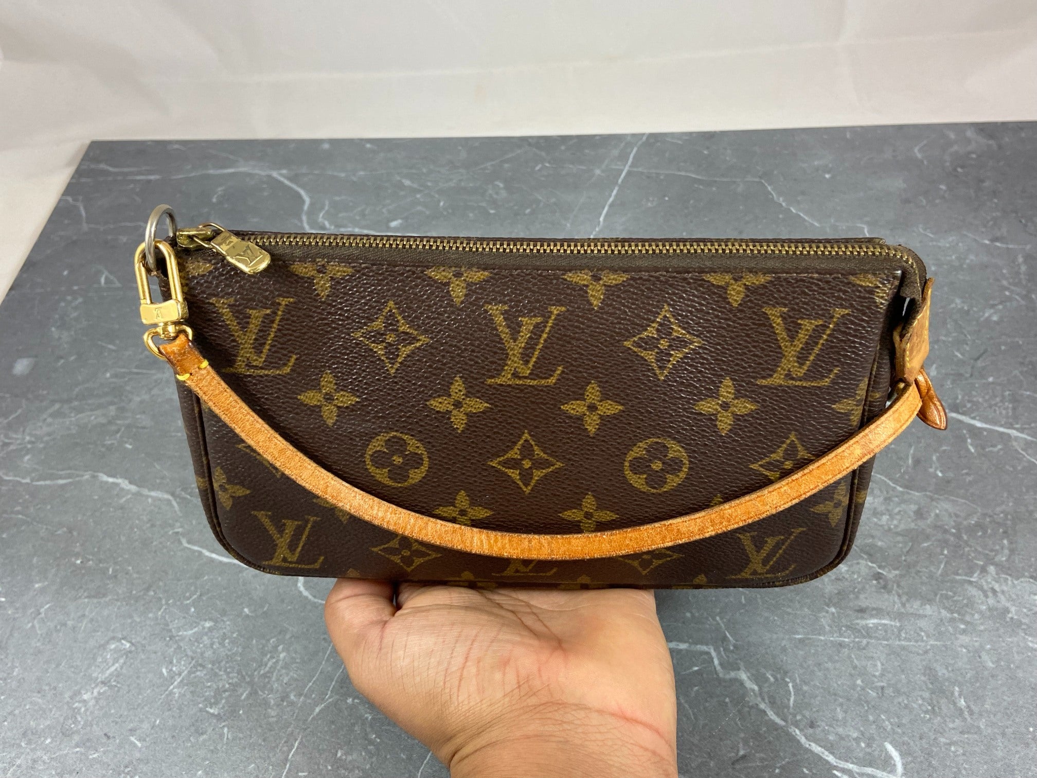 Louis Vuitton Pochette Accessoires Monogram Canvas