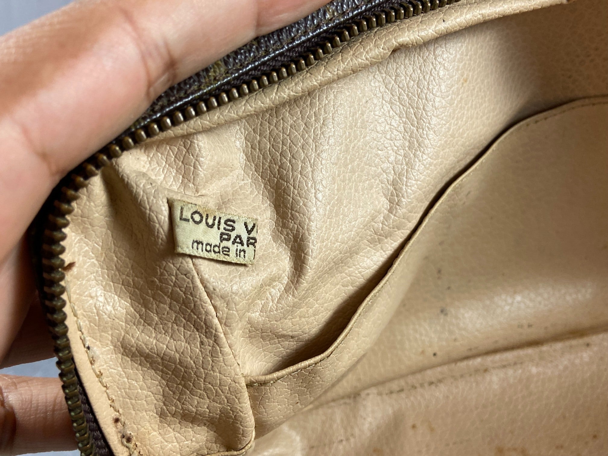 Louis Vuitton Trousse Toilette 28 Monogram Canvas