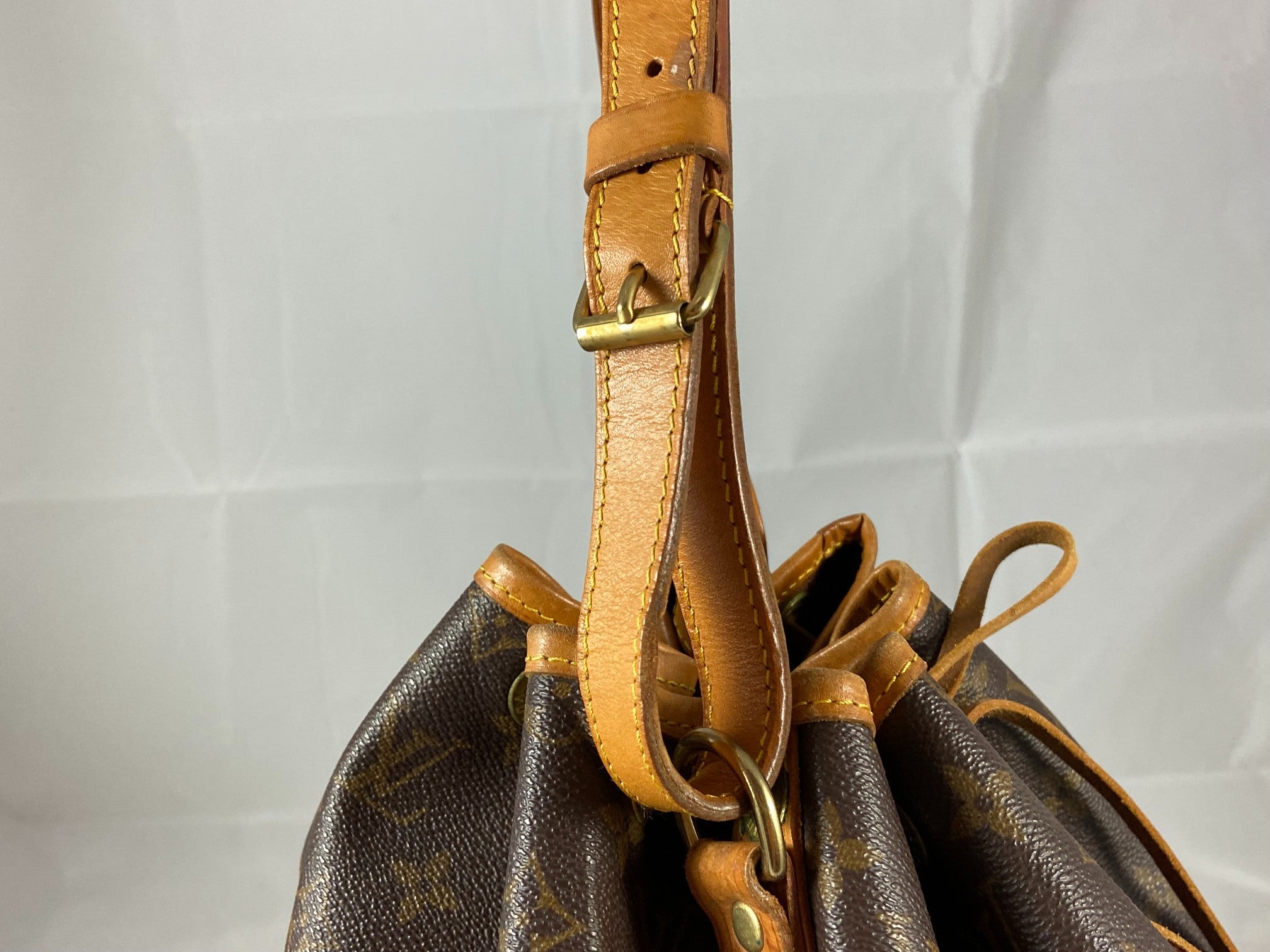 Louis Vuitton Sac Noé Grand Monogram Canvas