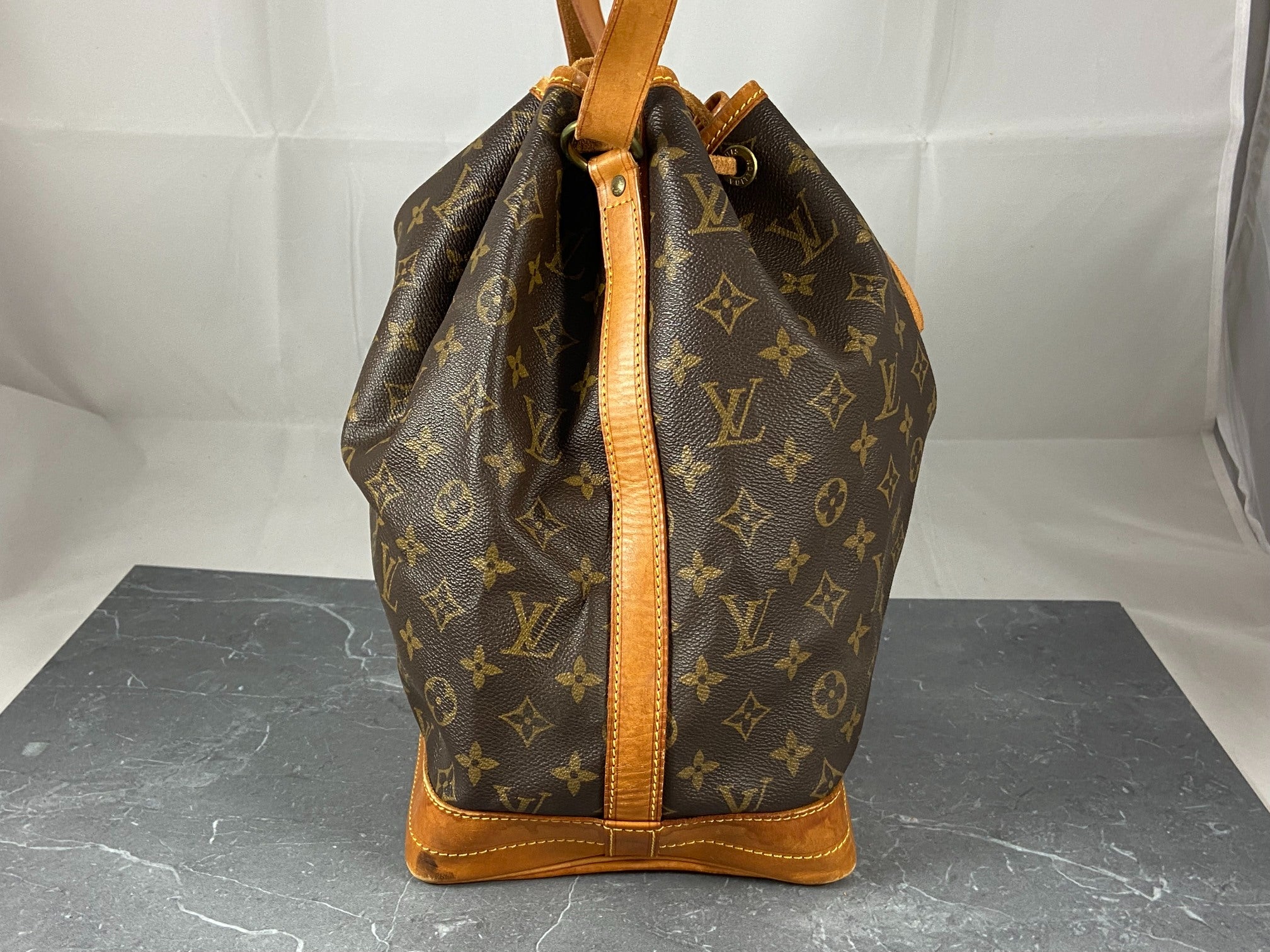 Louis Vuitton Sac Noé Grand Monogram Canvas