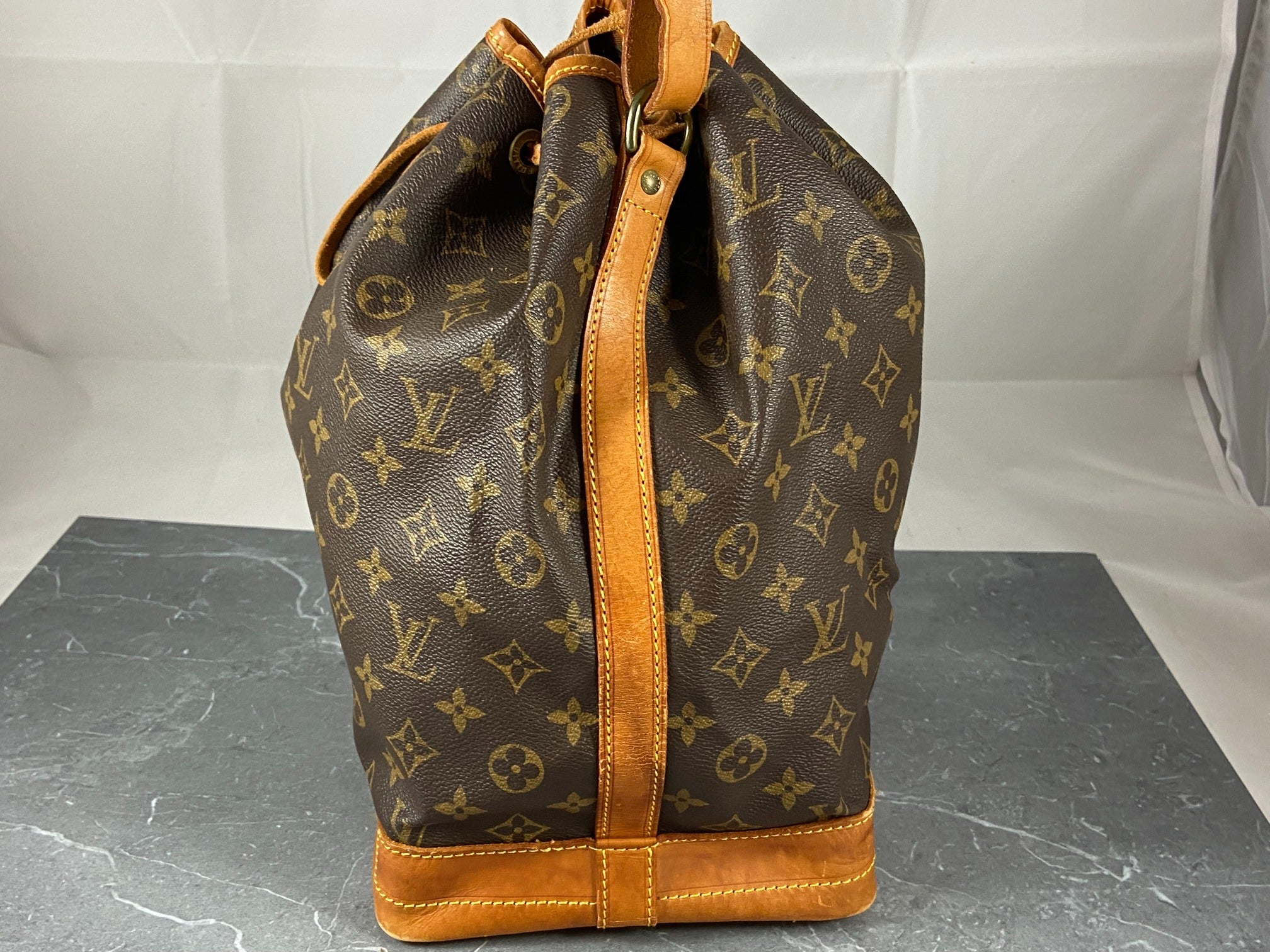 Louis Vuitton Sac Noé Grand Monogram Canvas