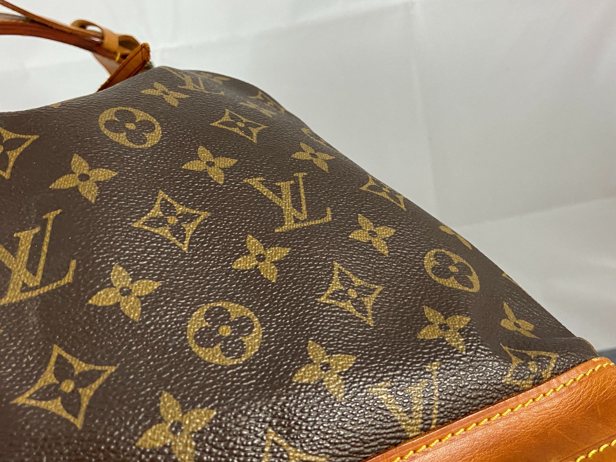 Louis Vuitton Sac Noé Grand Monogram Canvas
