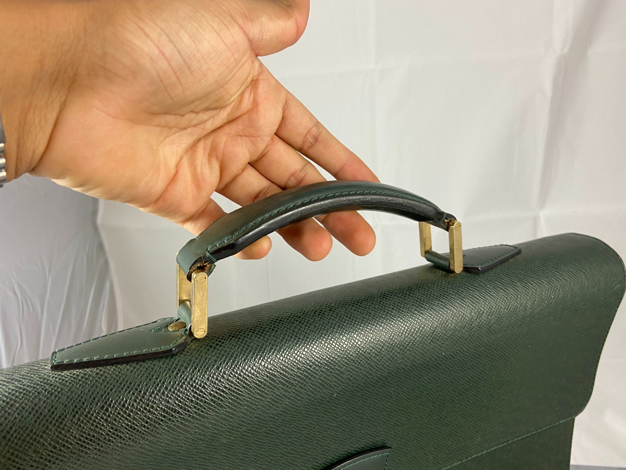 Louis Vuitton Laguito Briefcase Green Taiga Leather