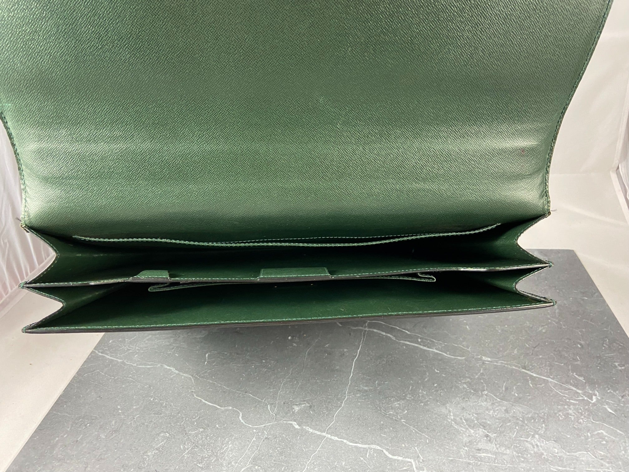 Louis Vuitton Laguito Briefcase Green Taiga Leather