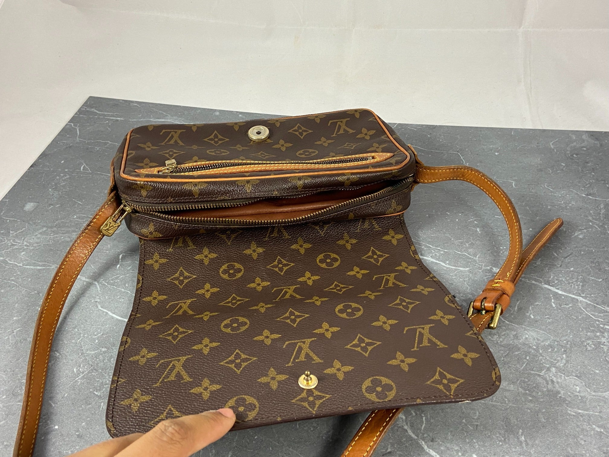 Louis Vuitton Saint Germain Shoulder Bag Monogram Canvas