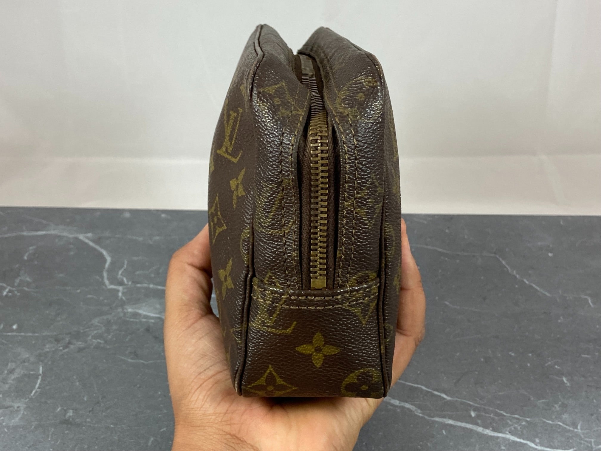 Louis Vuitton Trousse Toilette 23 Monogram Canvas