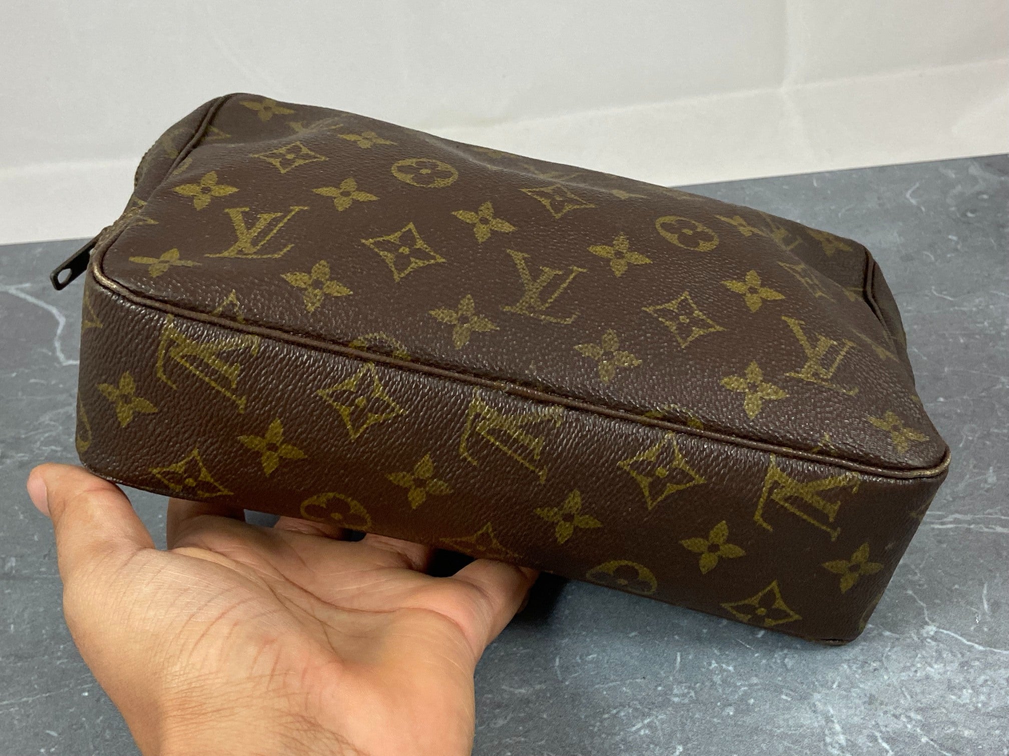 Louis Vuitton Trousse Toilette 23 Monogram Canvas