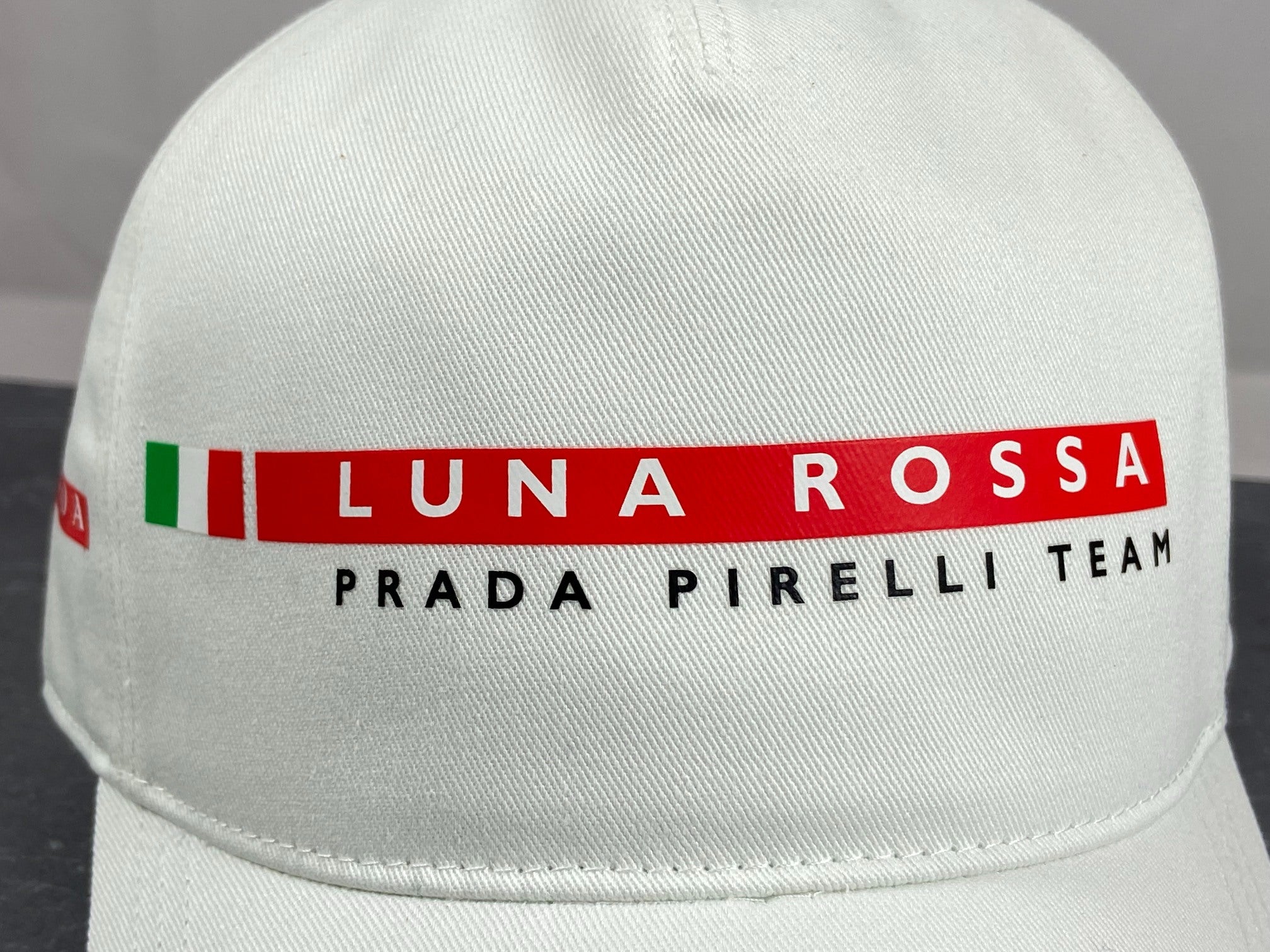 Prada Luna Rossa Cap Bianco