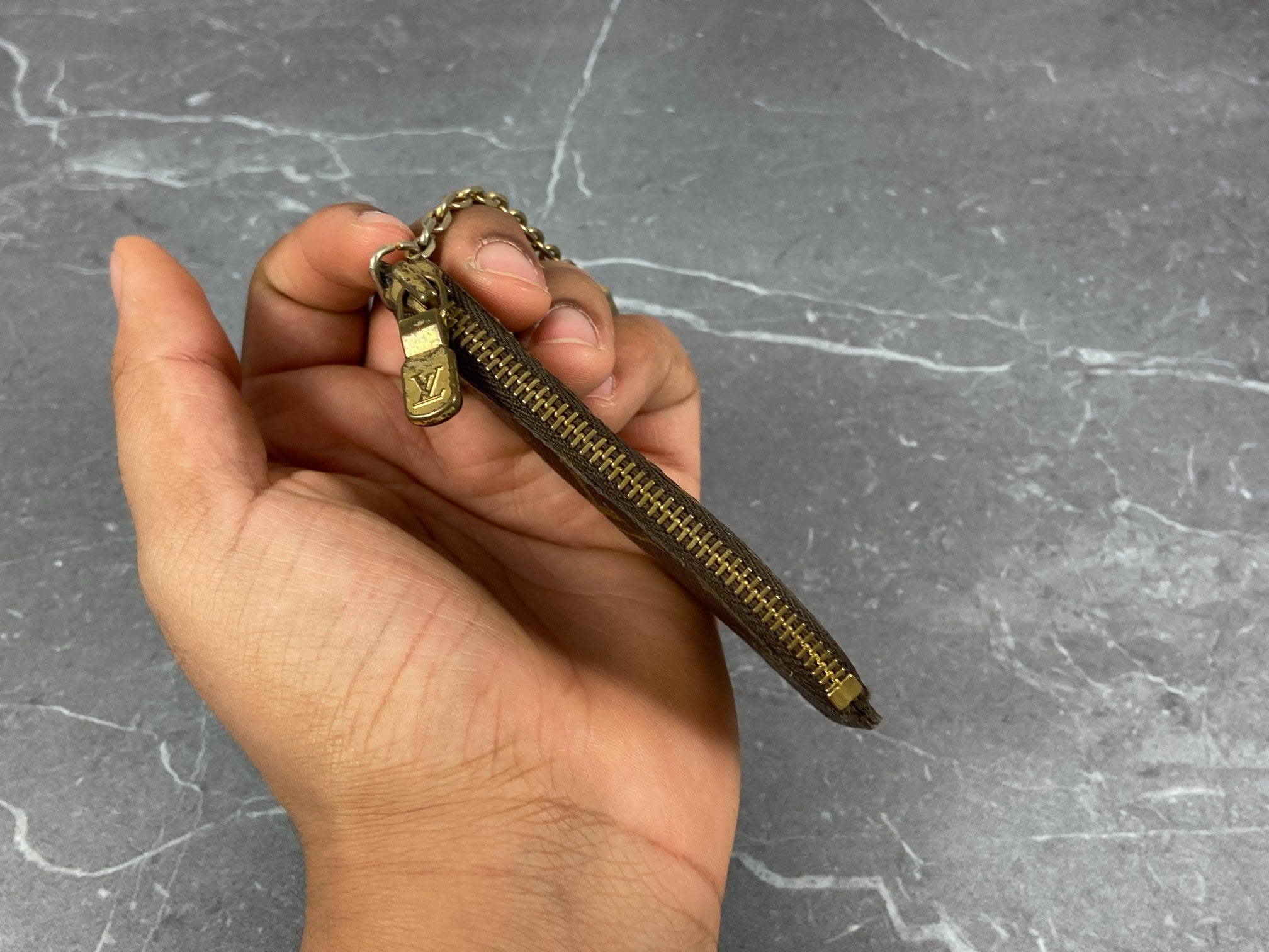 Louis Vuitton Pochette Cles Key Pouch Monogram Canvas incl. Box