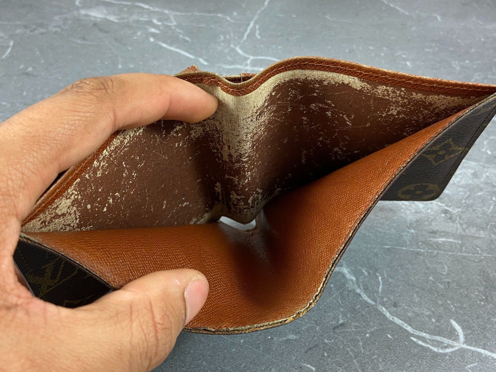 Louis Vuitton Monogram Canvas