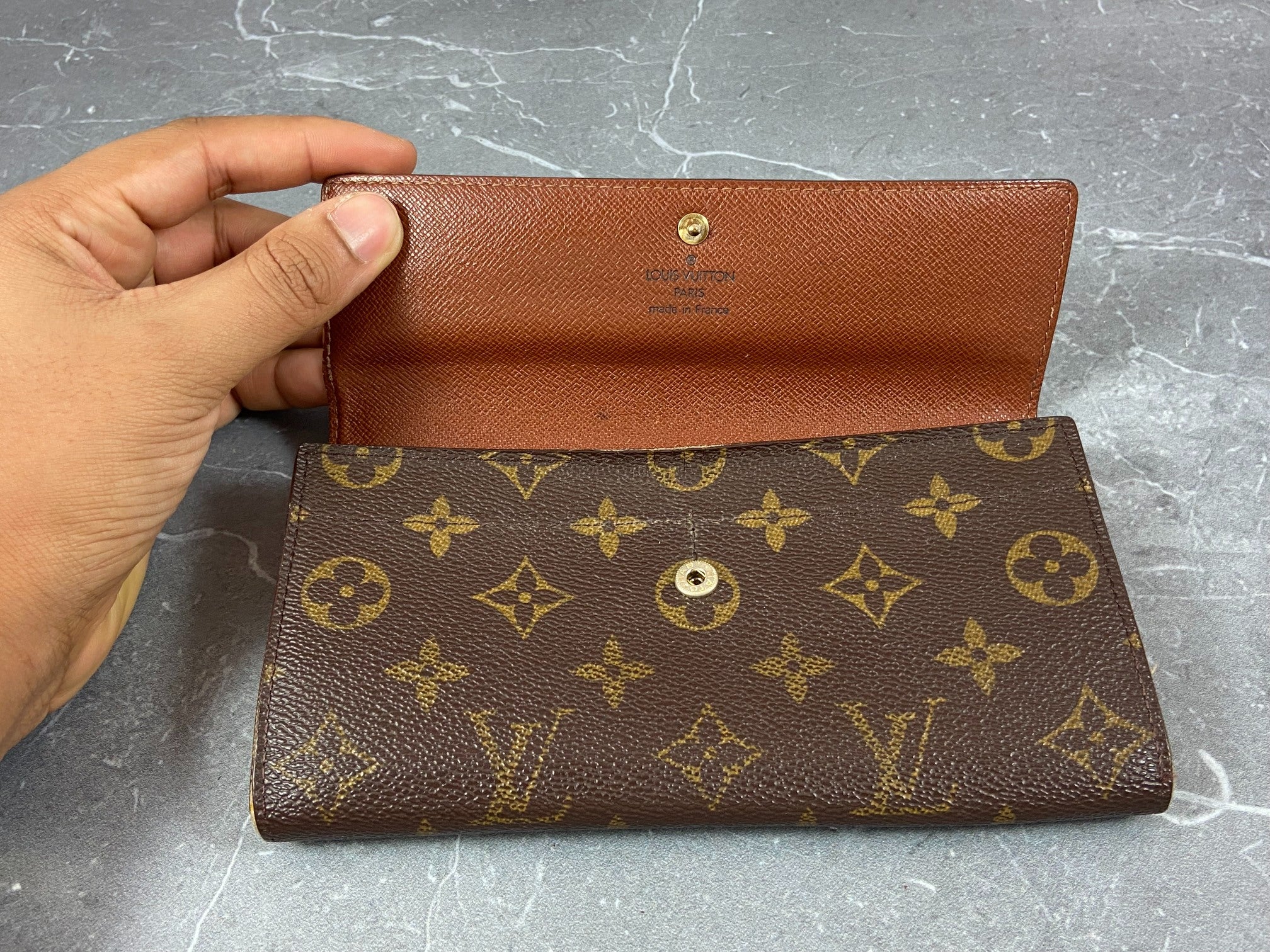 Louis Vuitton Sarah Wallet Monogram Canvas