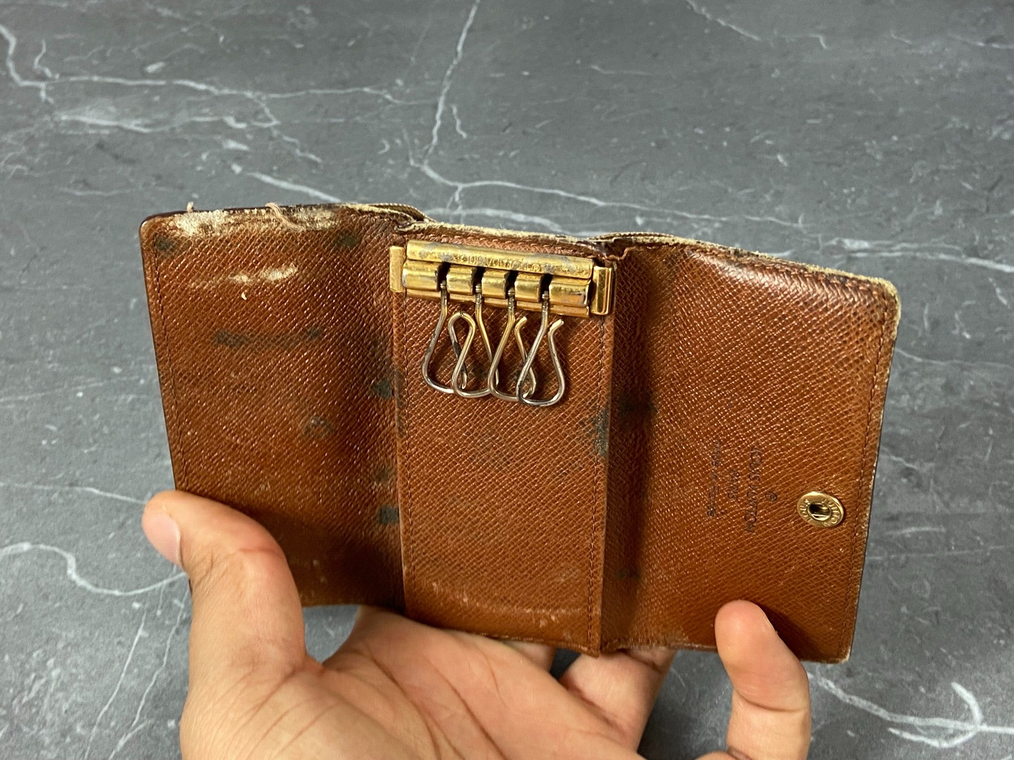 Louis Vuitton 4 Key Holder Monogram Canvas