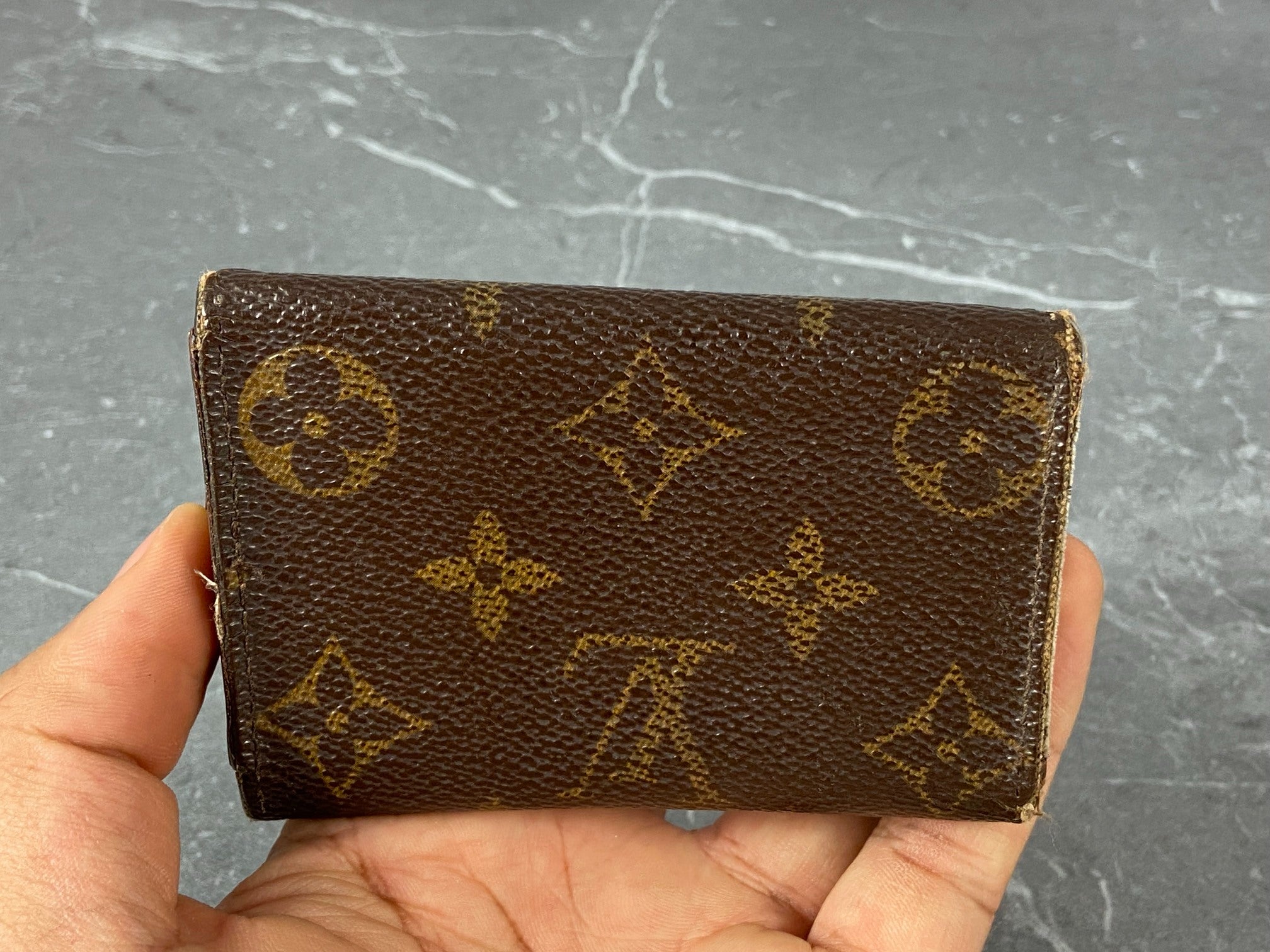 Louis Vuitton 6 Key Holder Monogram Canvas