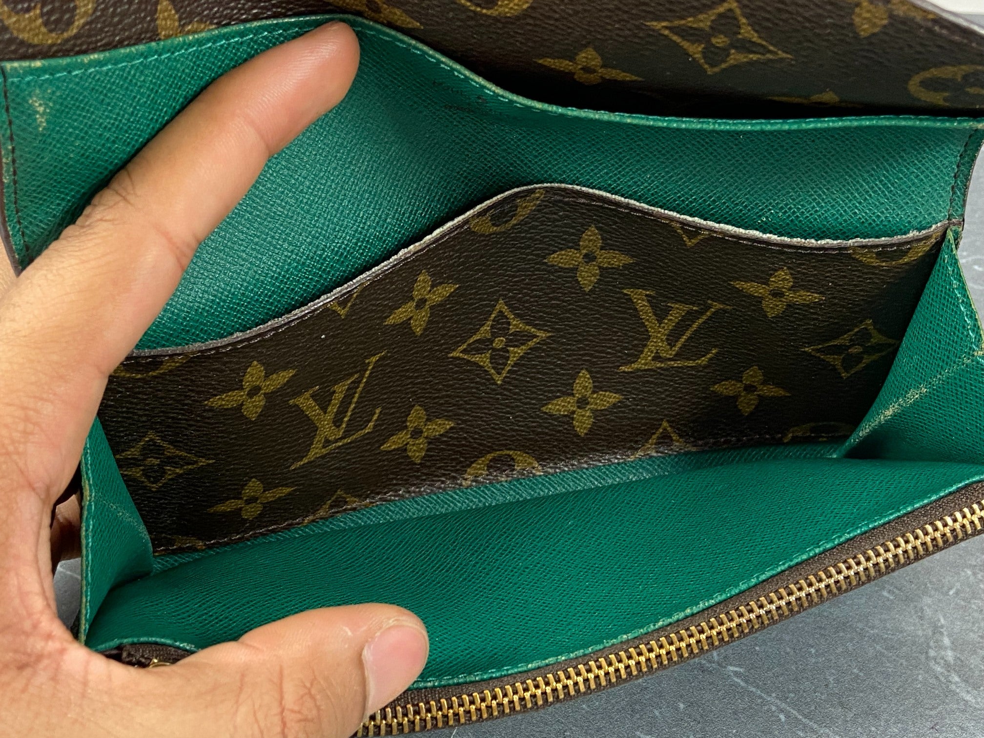 Louis Vuitton Emelie Wallet Monogram Canvas