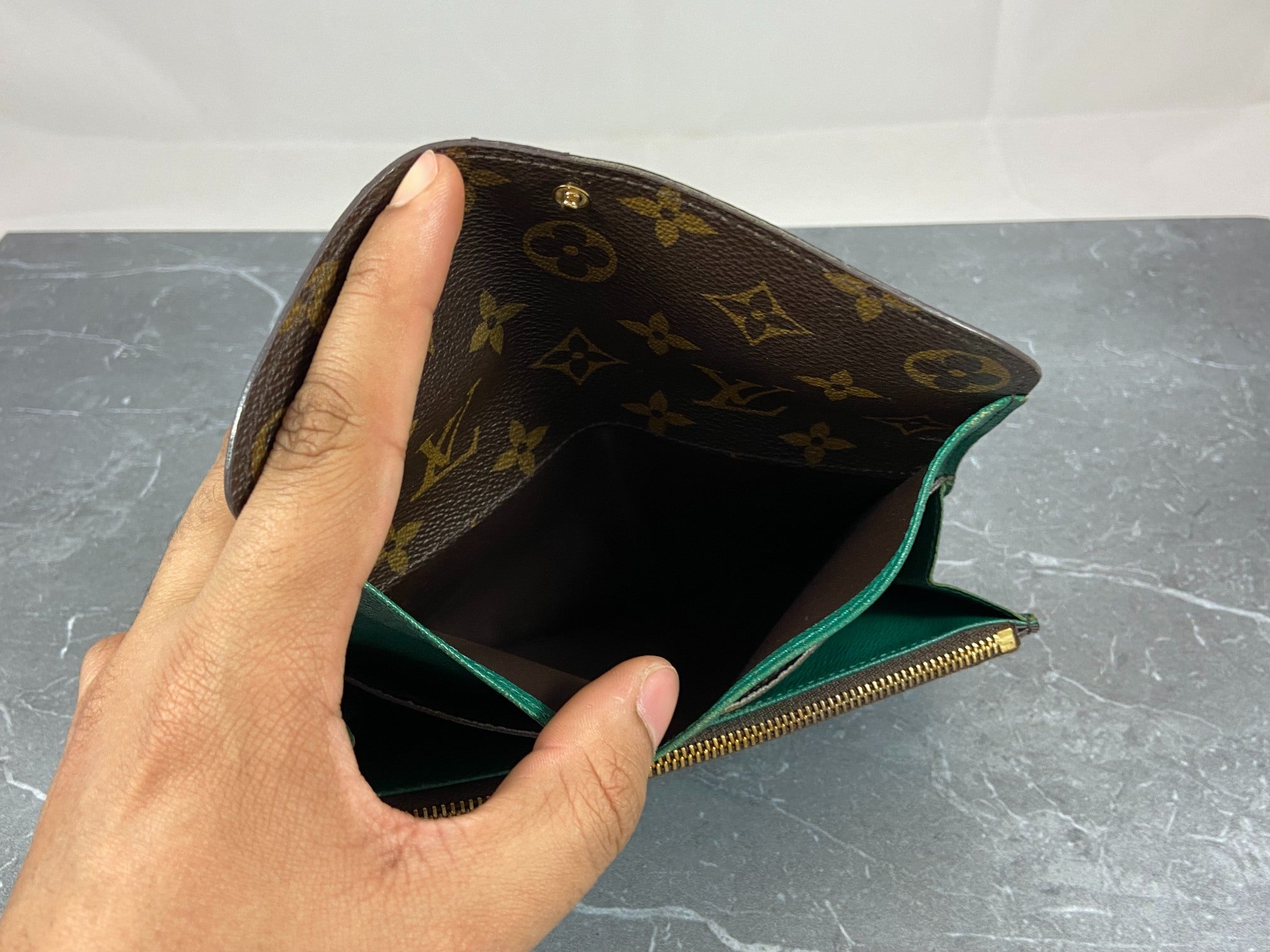 Louis Vuitton Emelie Wallet Monogram Canvas