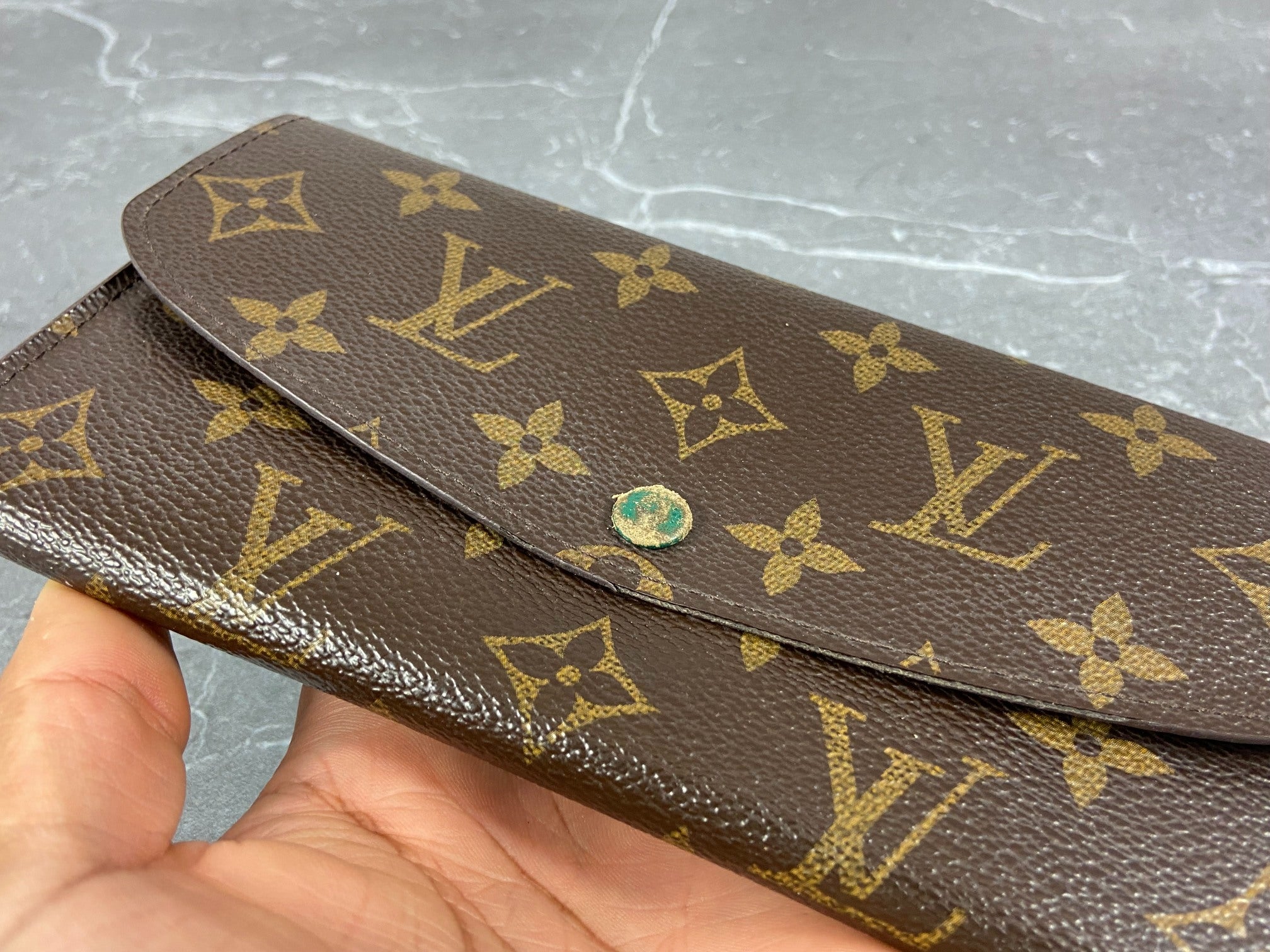 Louis Vuitton Emelie Wallet Monogram Canvas