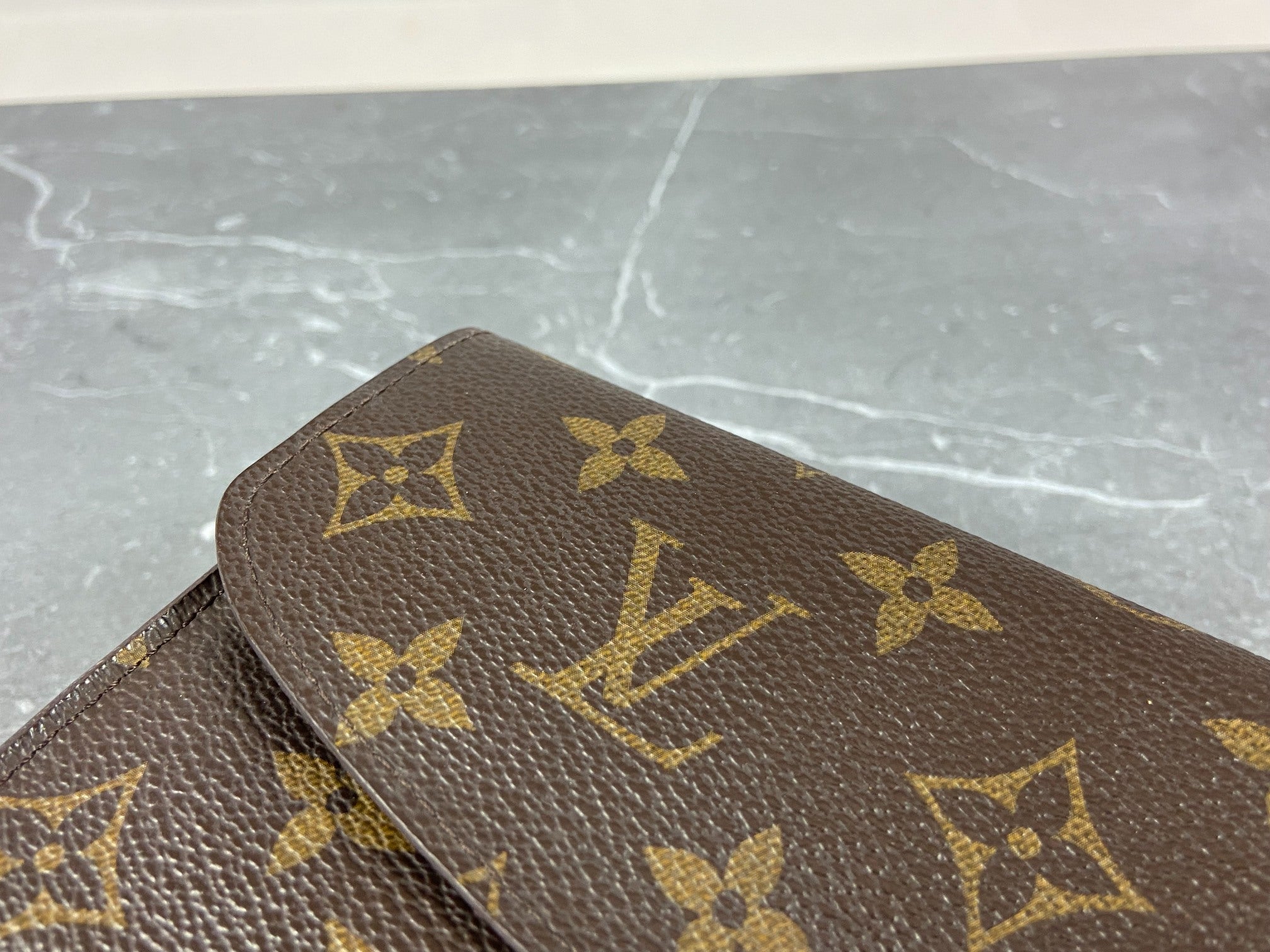 Louis Vuitton Emelie Wallet Monogram Canvas
