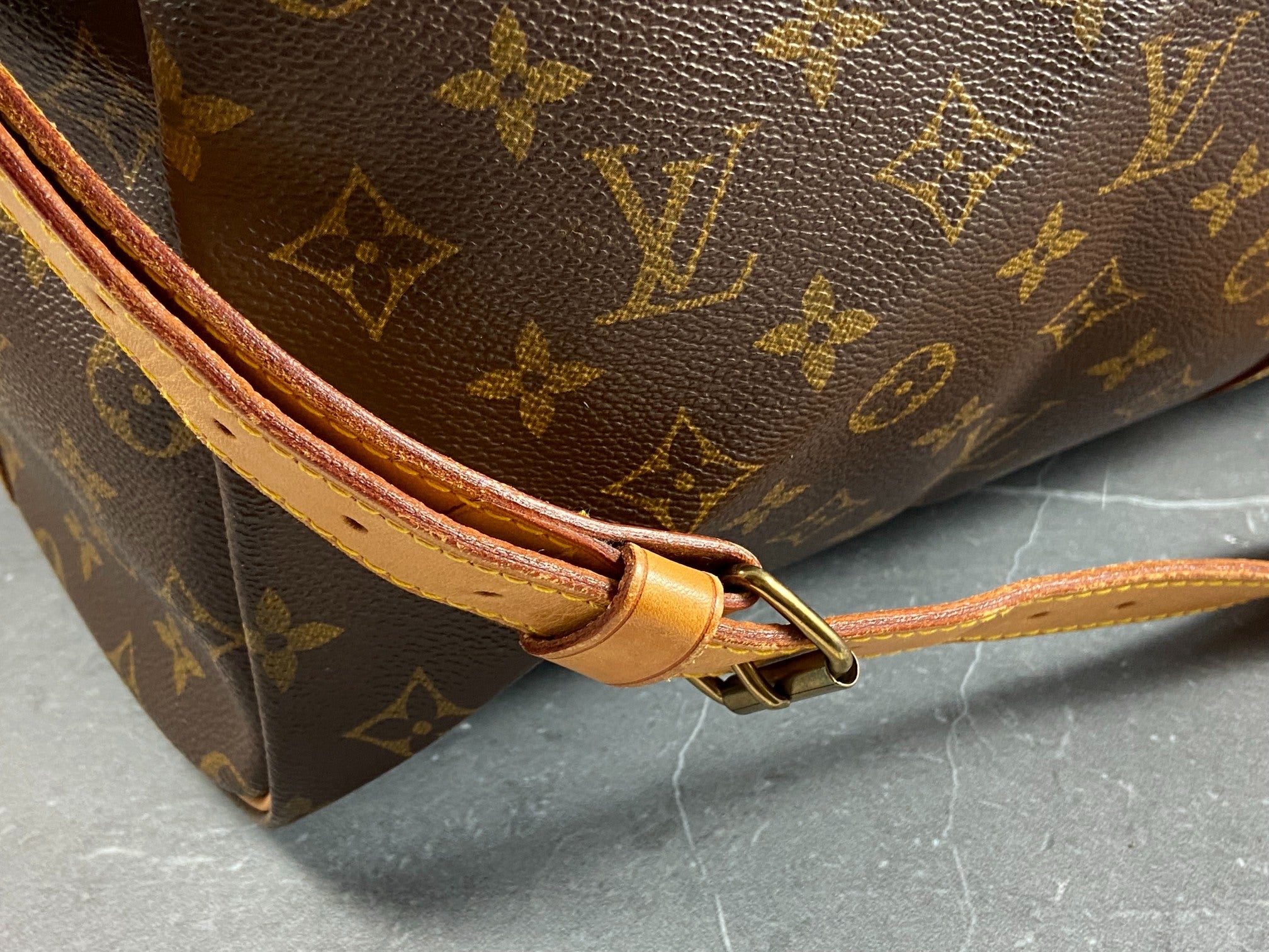 Louis Vuitton Keepall 60 Bandoulière Monogram Canvas