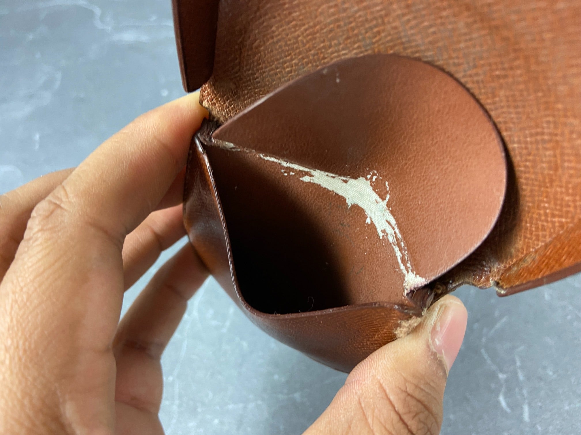 Louis Vuitton Coin Wallet Gousset Monogram Canvas