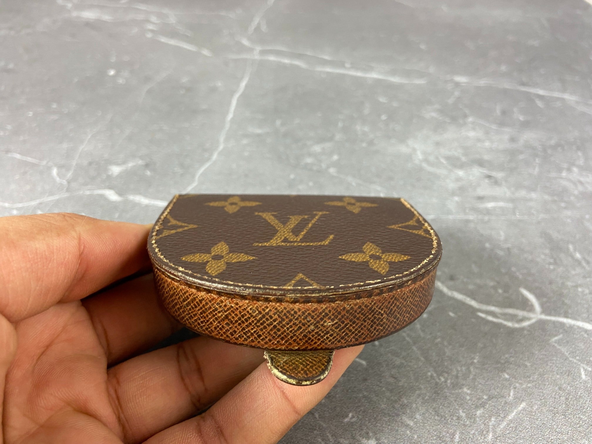 Louis Vuitton Coin Wallet Gousset Monogram Canvas