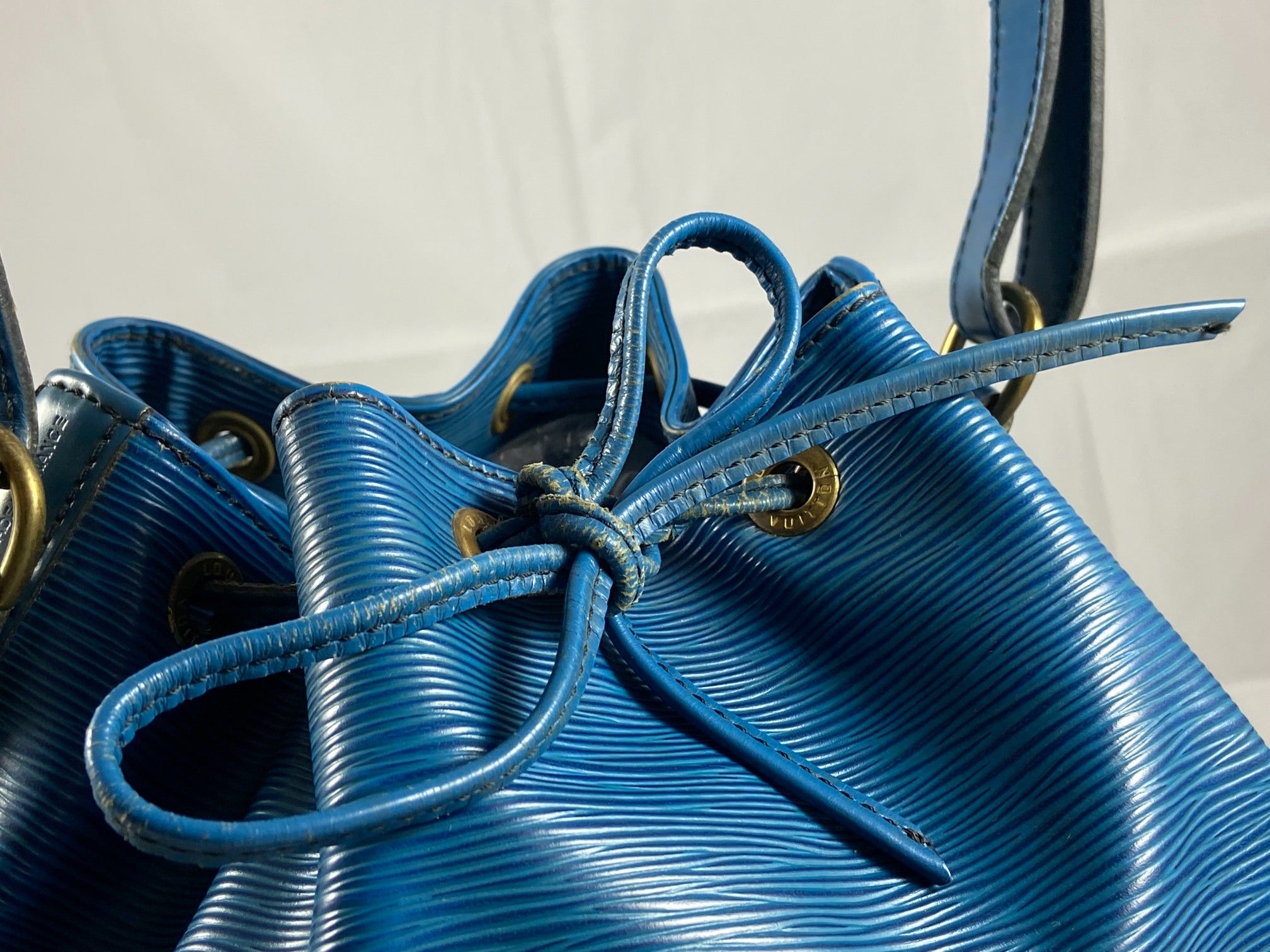 Louis Vuitton Sac Noé Petit Blue Epi Leather