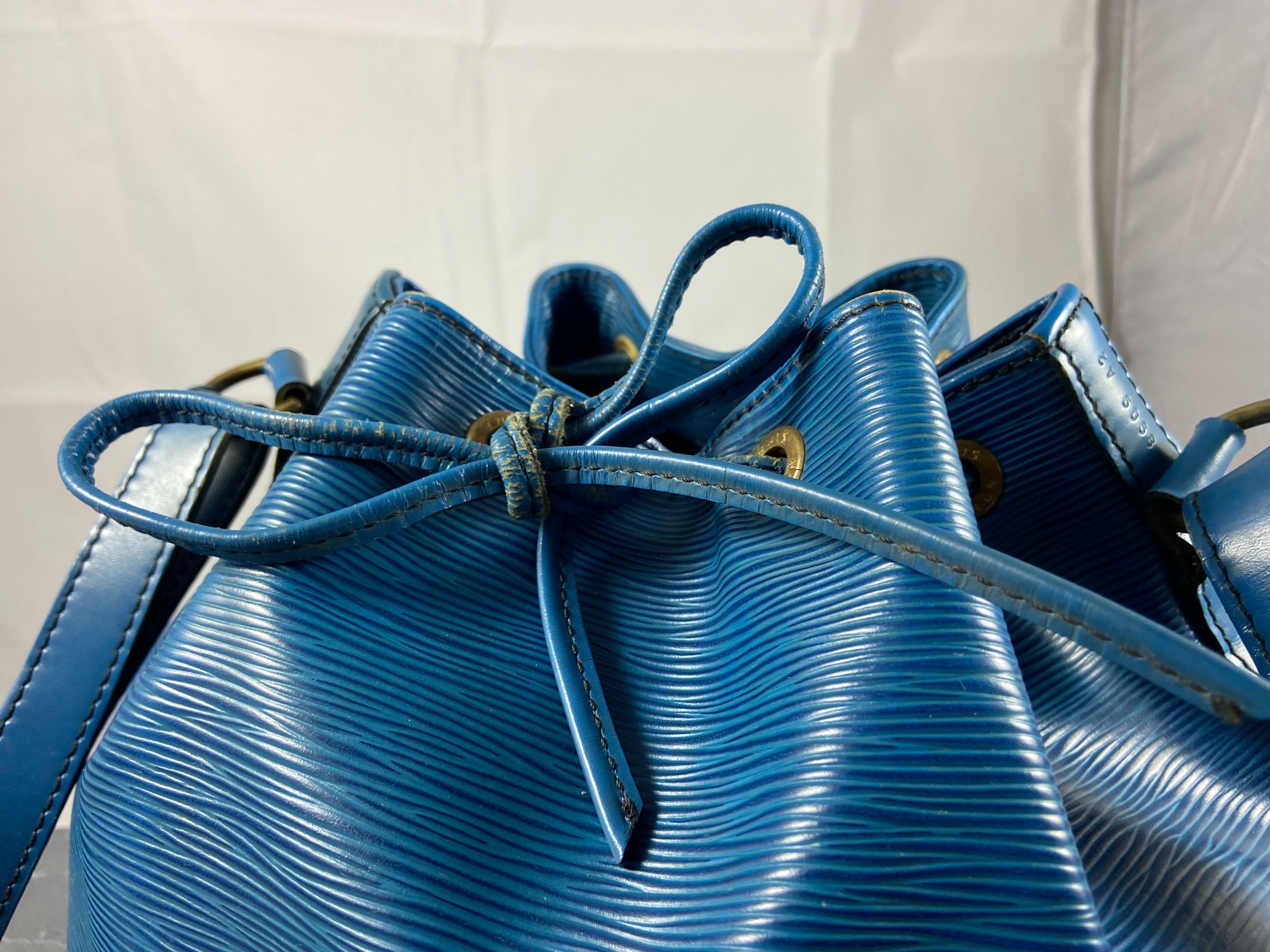 Louis Vuitton Sac Noé Petit Blue Epi Leather