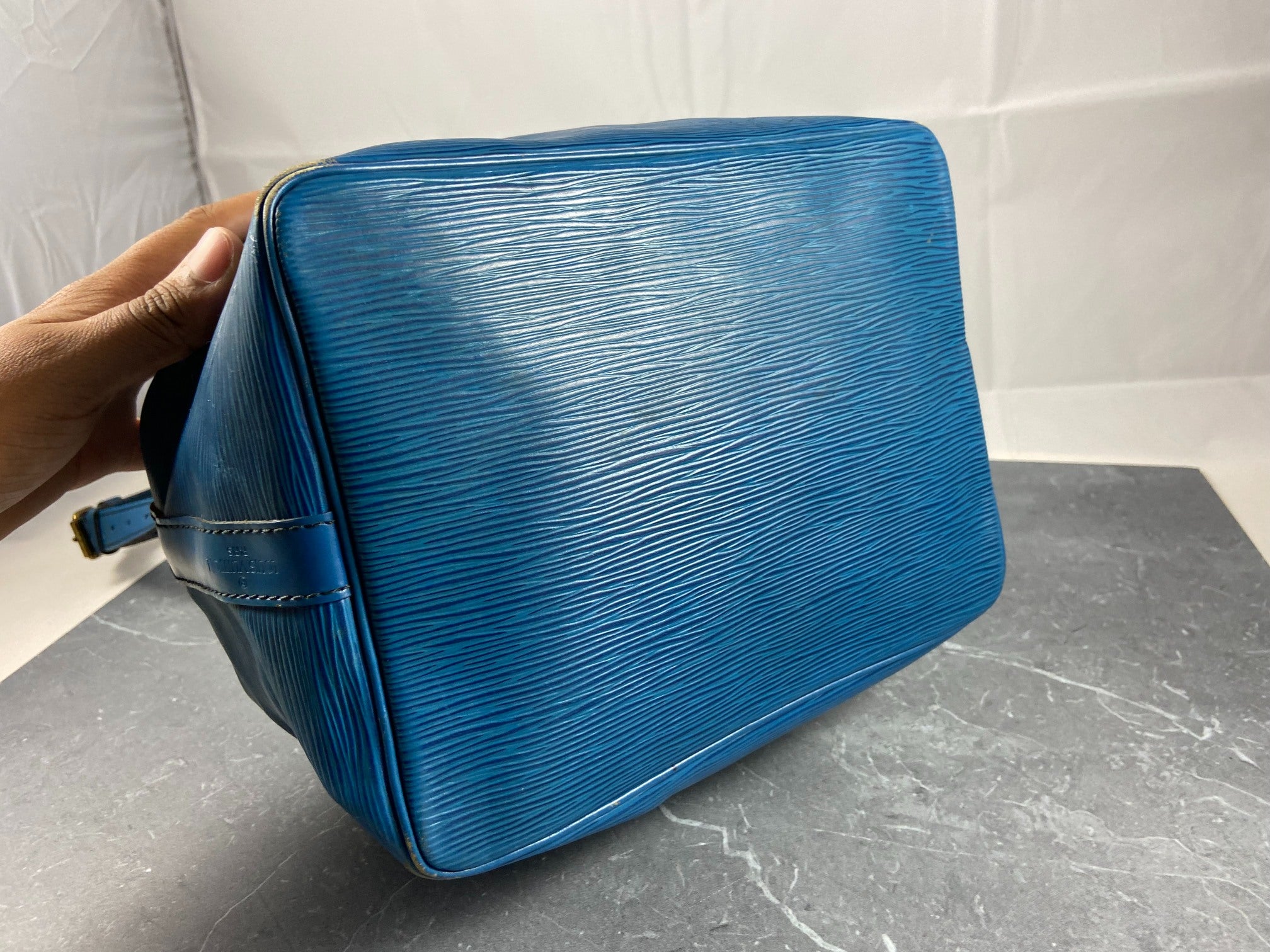 Louis Vuitton Sac Noé Petit Blue Epi Leather