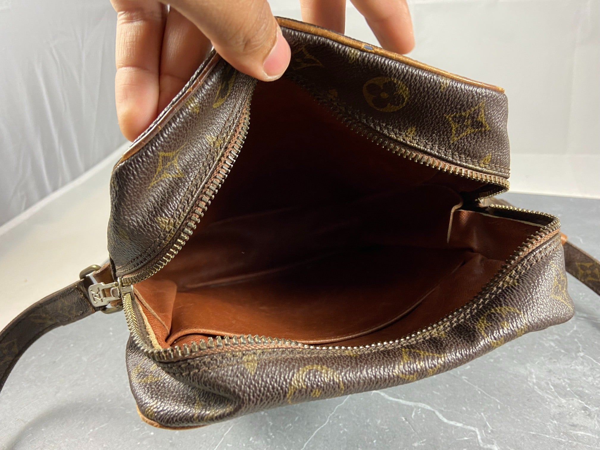 Louis Vuitton Danube MM Monogram Canvas