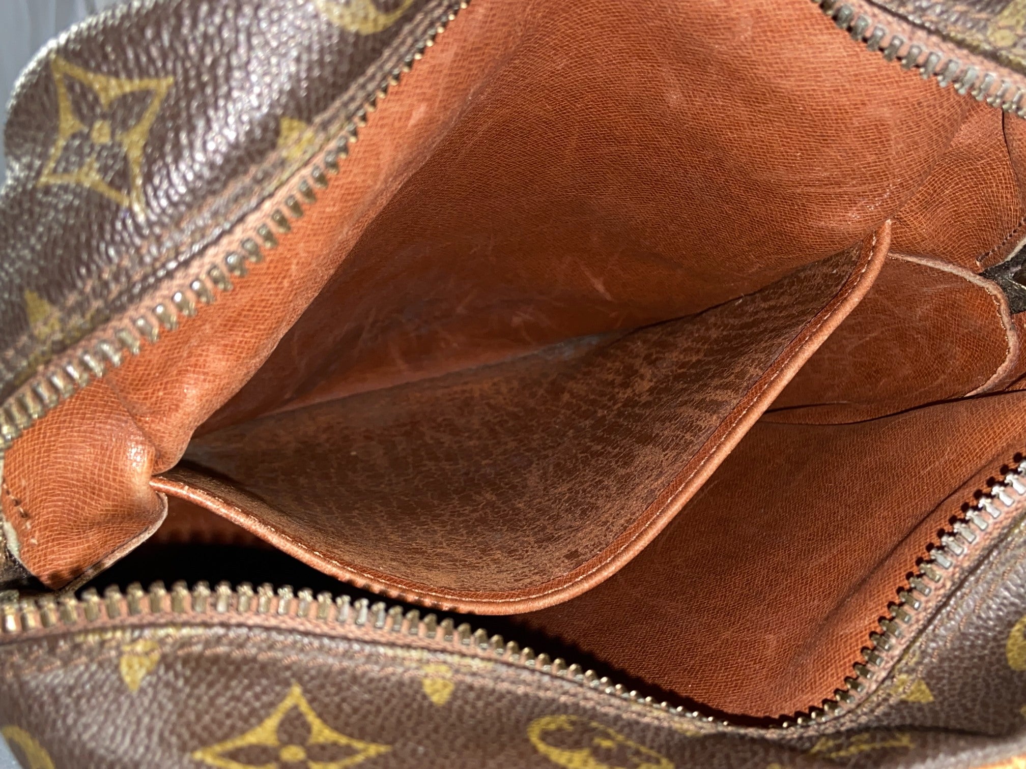 Louis Vuitton Danube MM Monogram Canvas