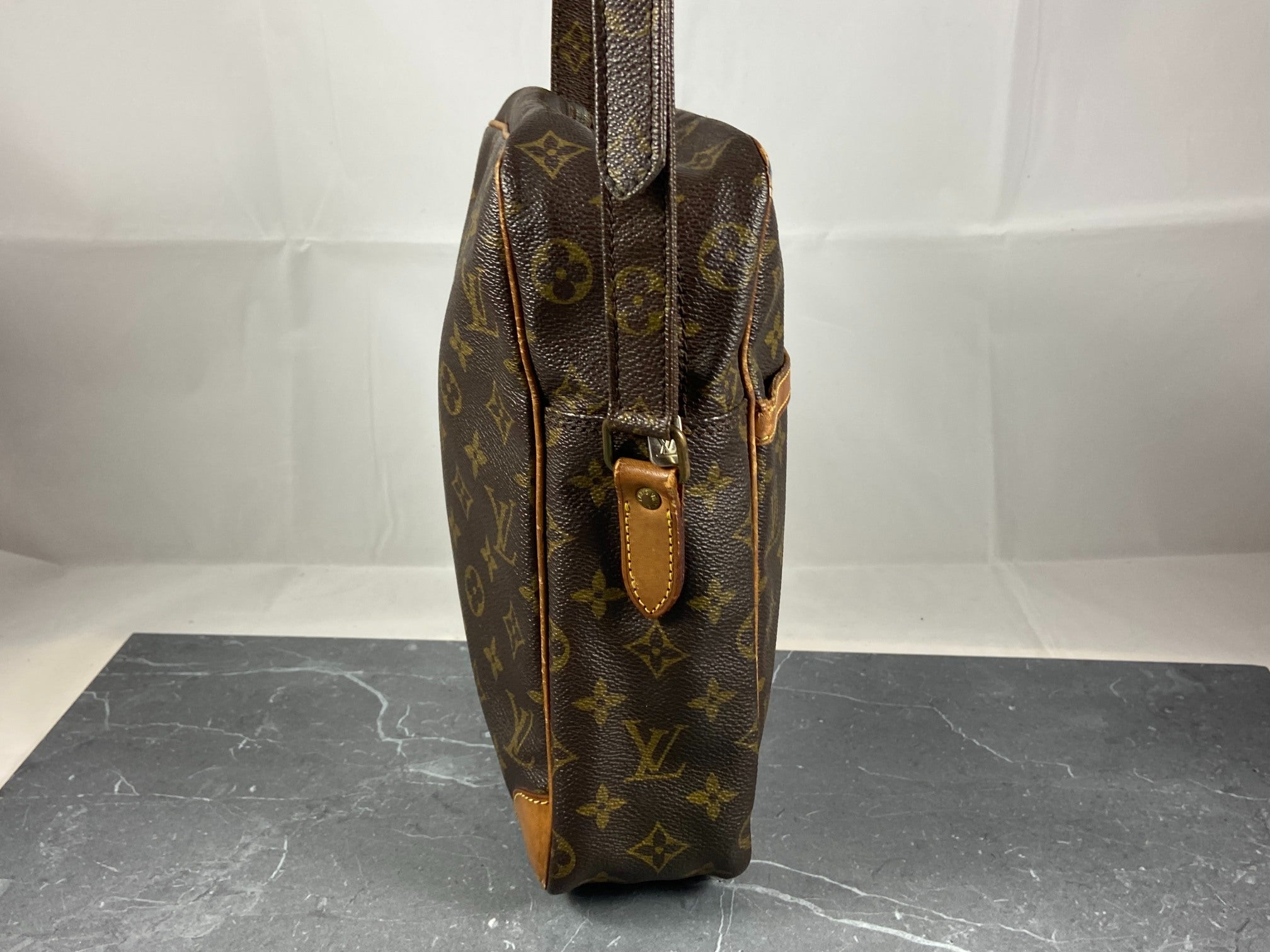 Louis Vuitton Danube MM Monogram Canvas