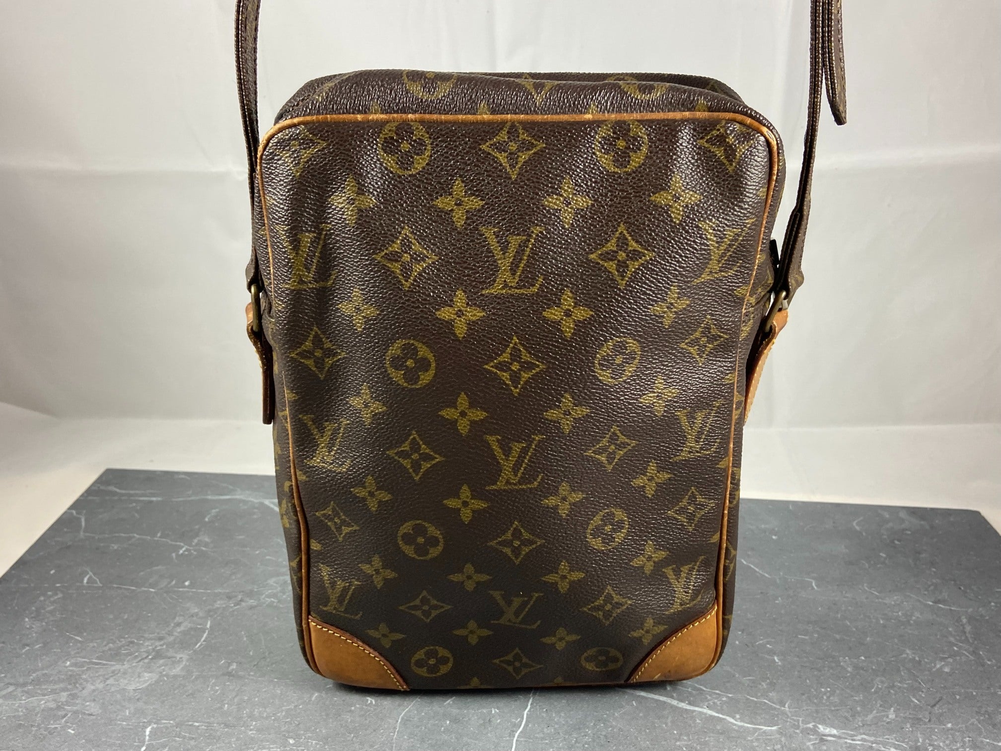 Louis Vuitton Danube MM Monogram Canvas