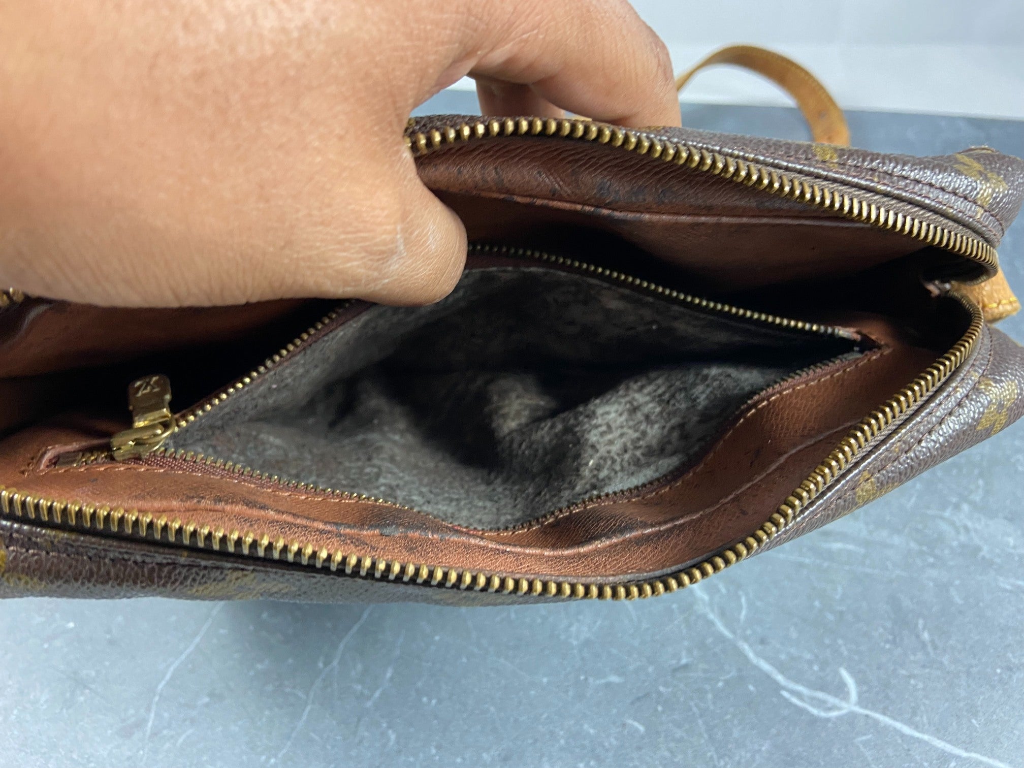 Louis Vuitton Jeune Fille GM Shoulder Bag Monogram Canvas