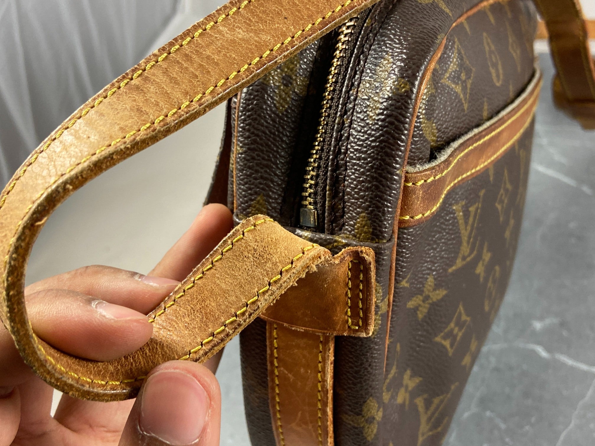 Louis Vuitton Jeune Fille GM Shoulder Bag Monogram Canvas