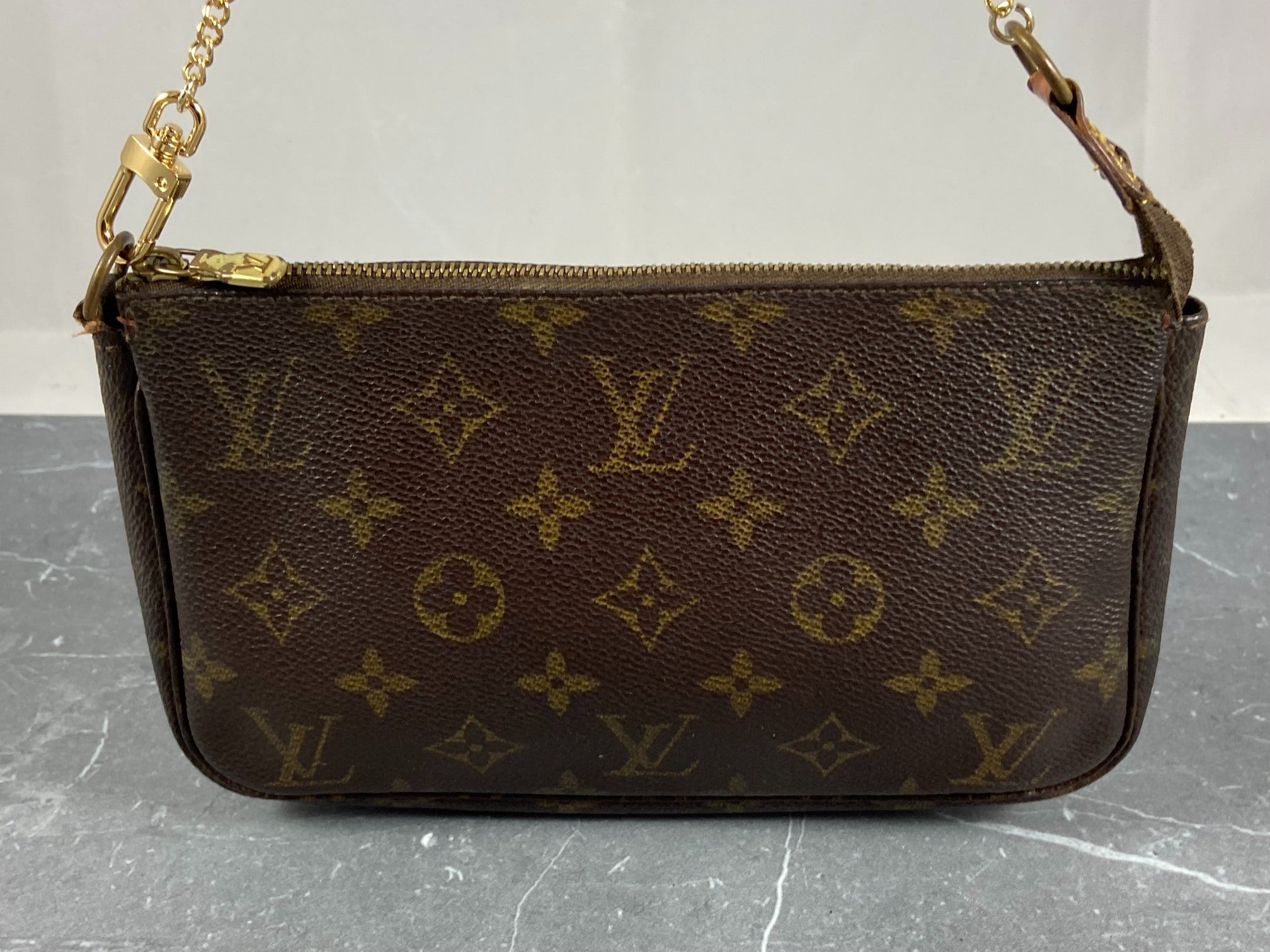 Louis Vuitton Pochette Accessoires Monogram Canvas