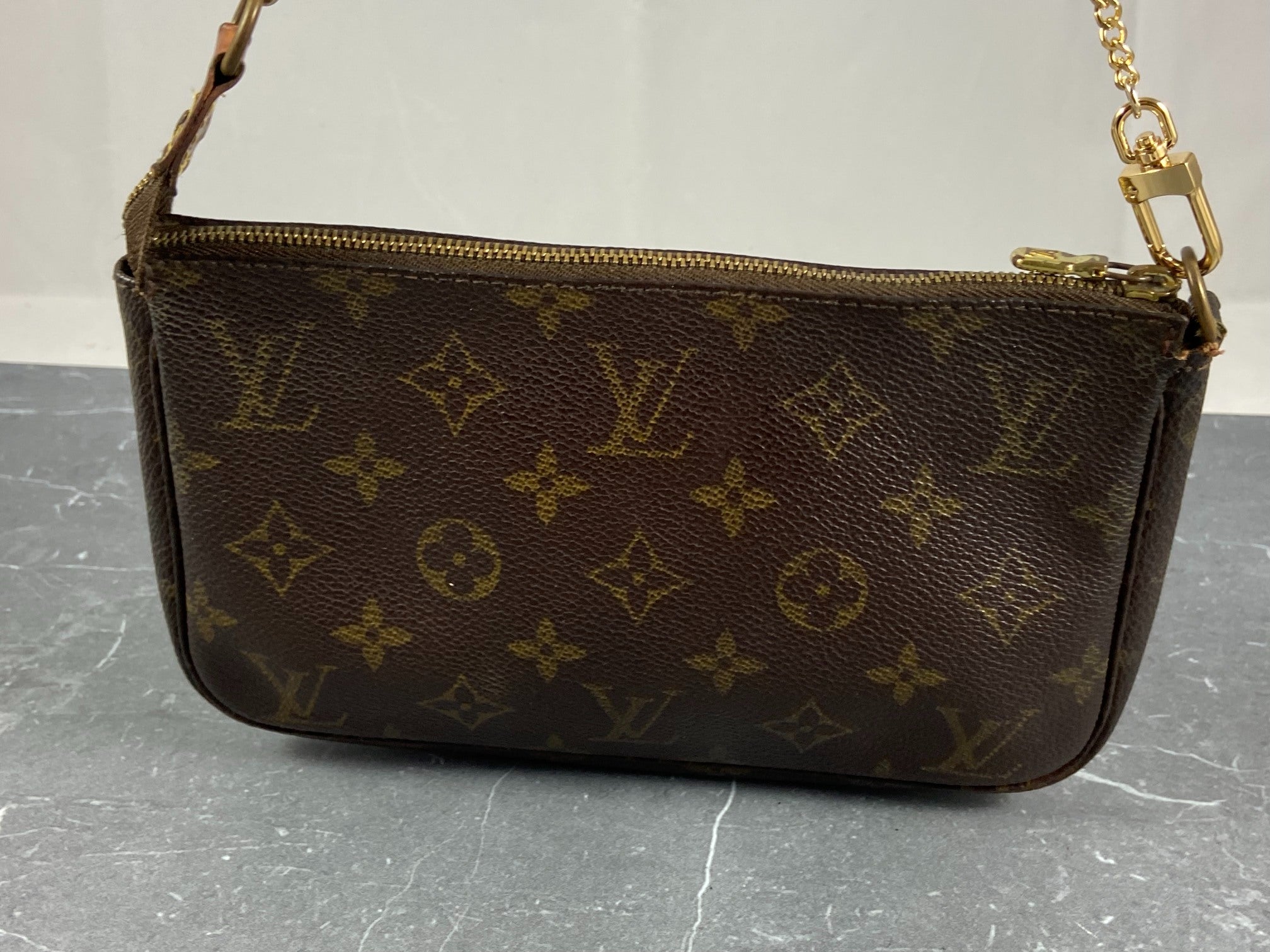 Louis Vuitton Pochette Accessoires Monogram Canvas