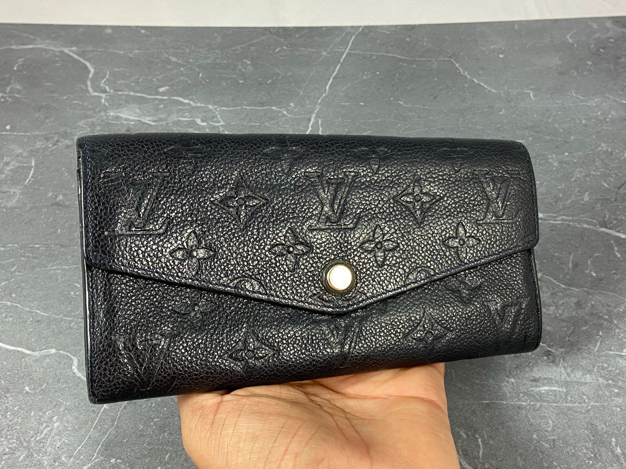Louis Vuitton Curieuse Wallet Black Leather