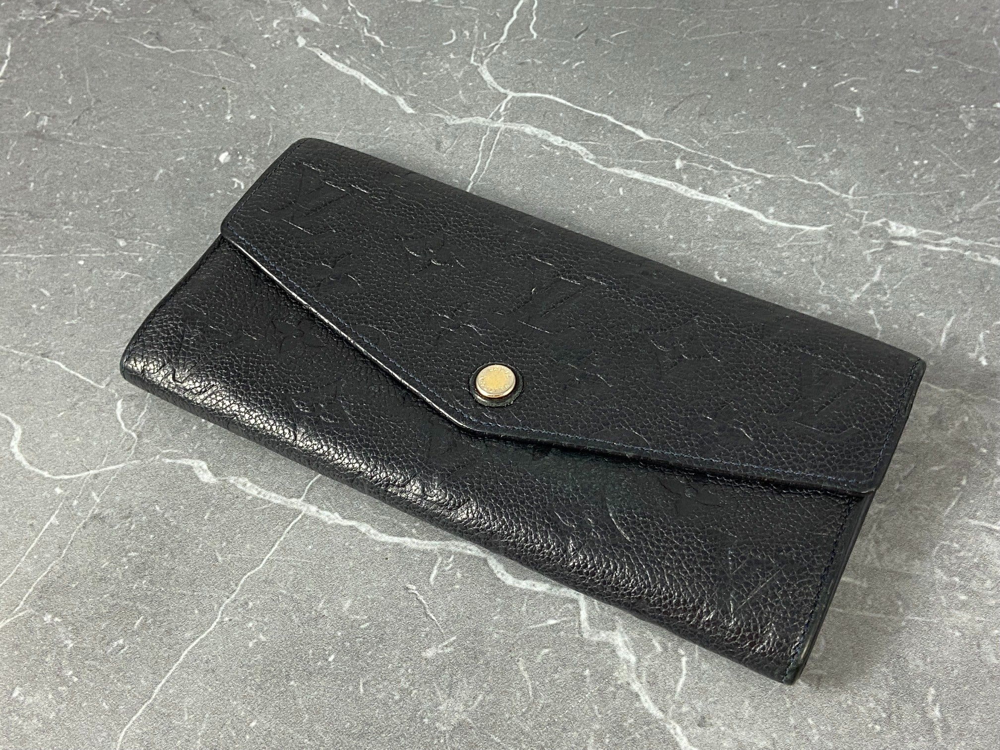 Louis Vuitton Curieuse Wallet Black Leather