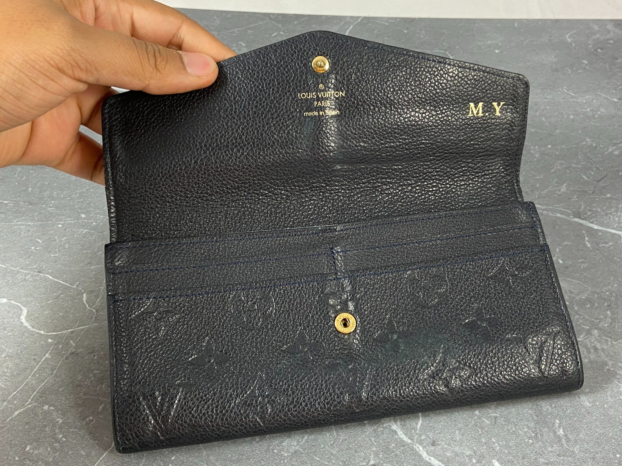 Louis Vuitton Curieuse Wallet Black Leather