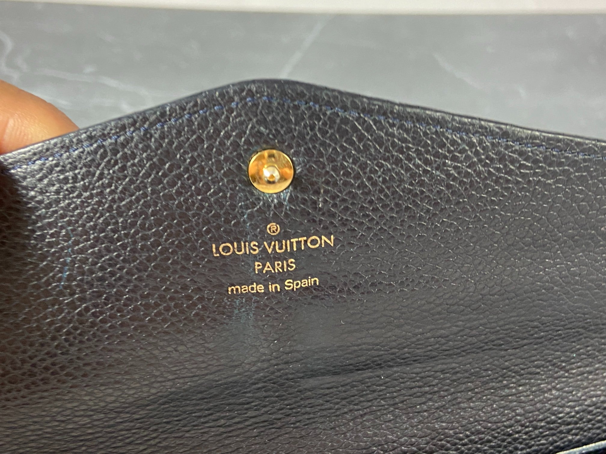 Louis Vuitton Curieuse Wallet Black Leather
