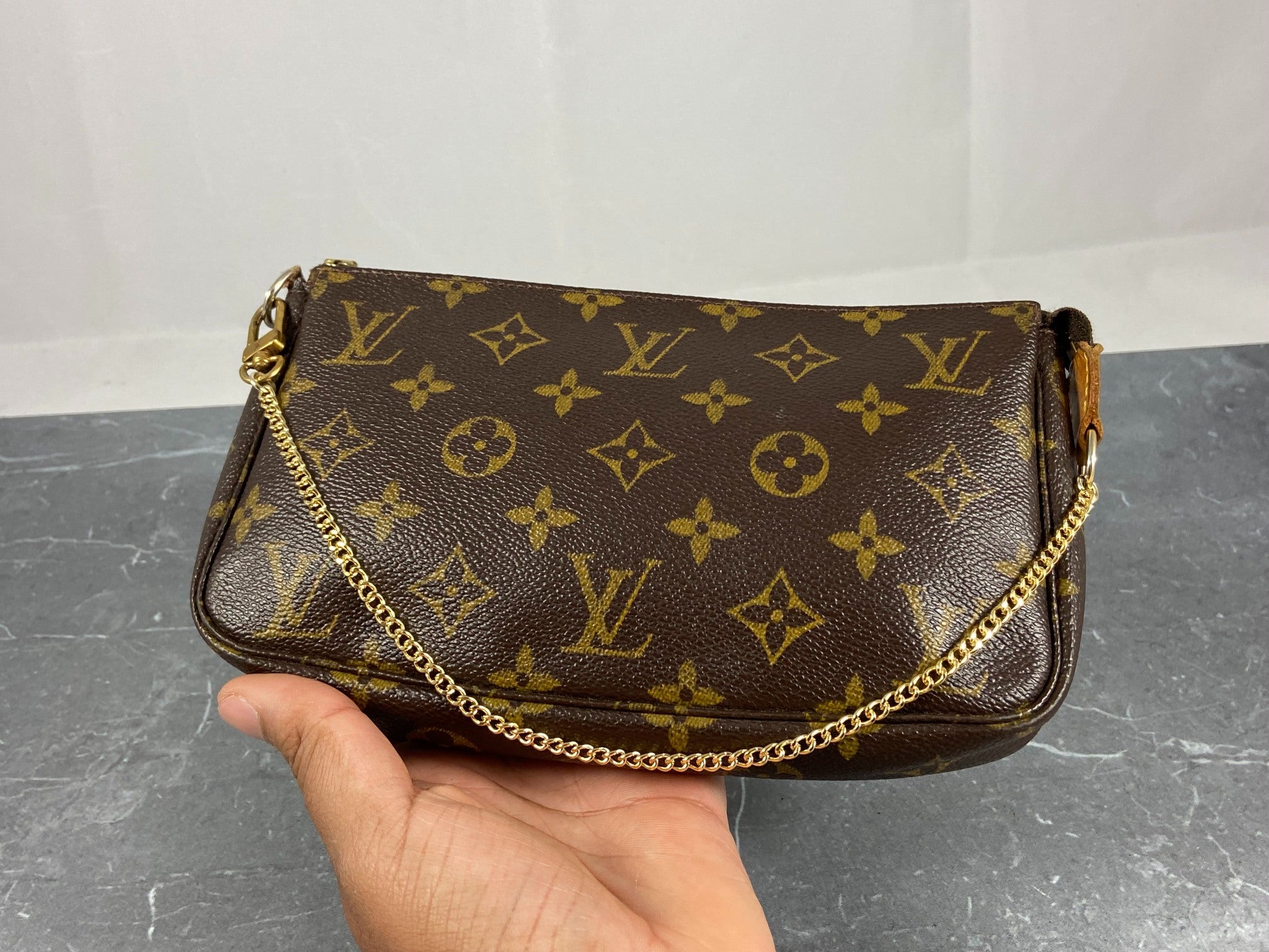 Louis Vuitton Pochette Accessoires Monogram Canvas