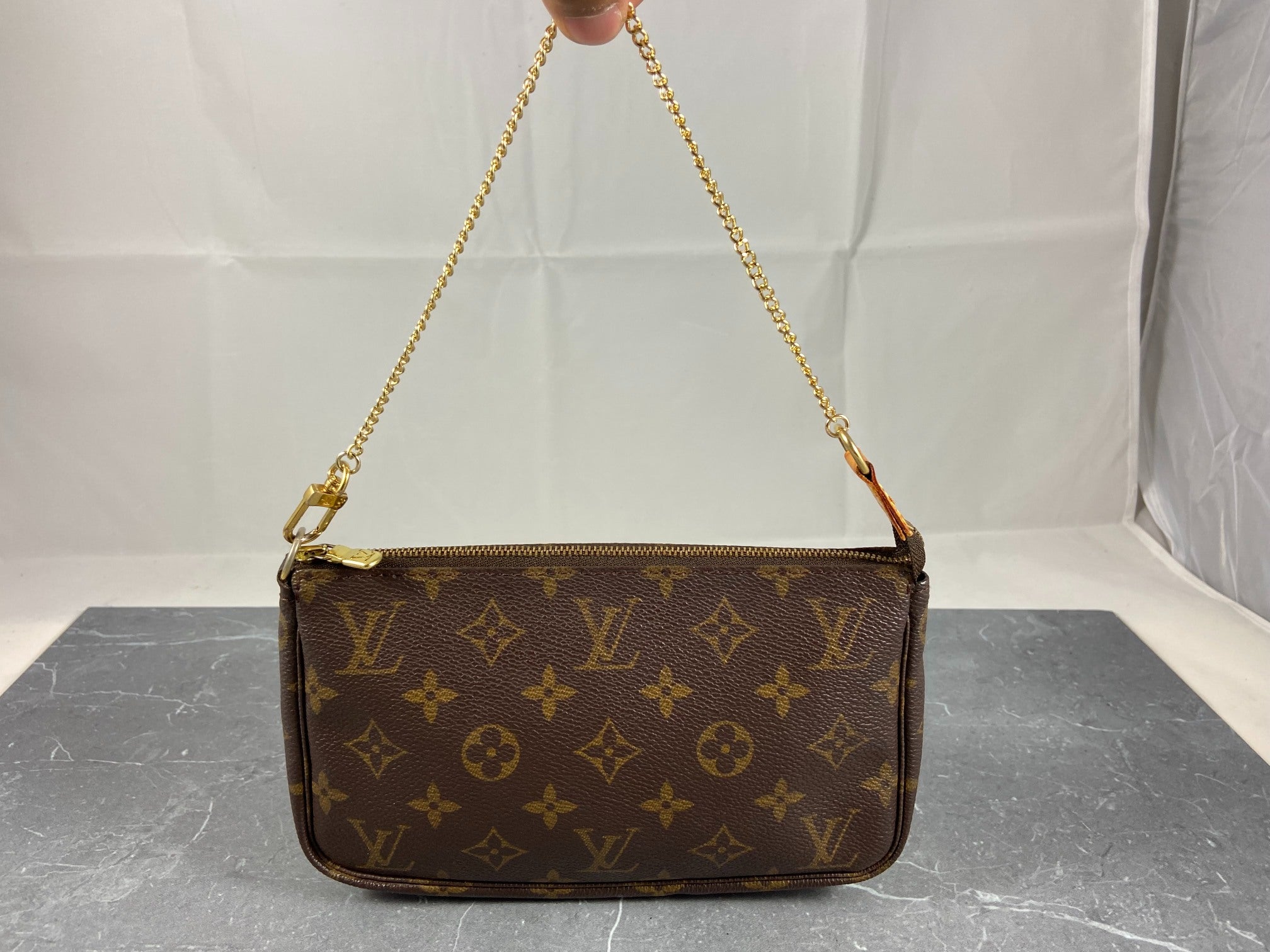Louis Vuitton Pochette Accessoires Monogram Canvas