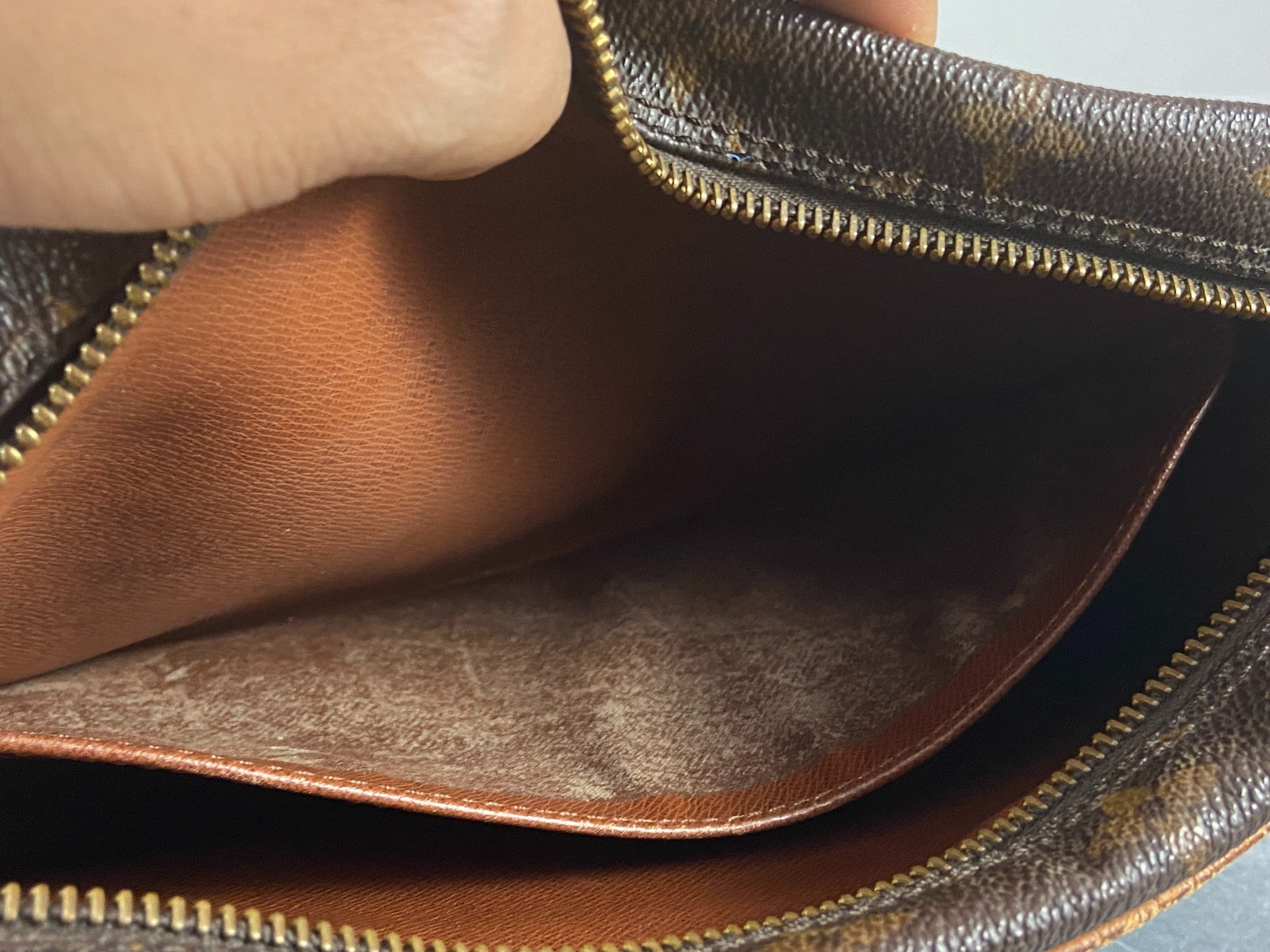 Louis Vuitton Clutch Compiegne 23 Monogram Canvas