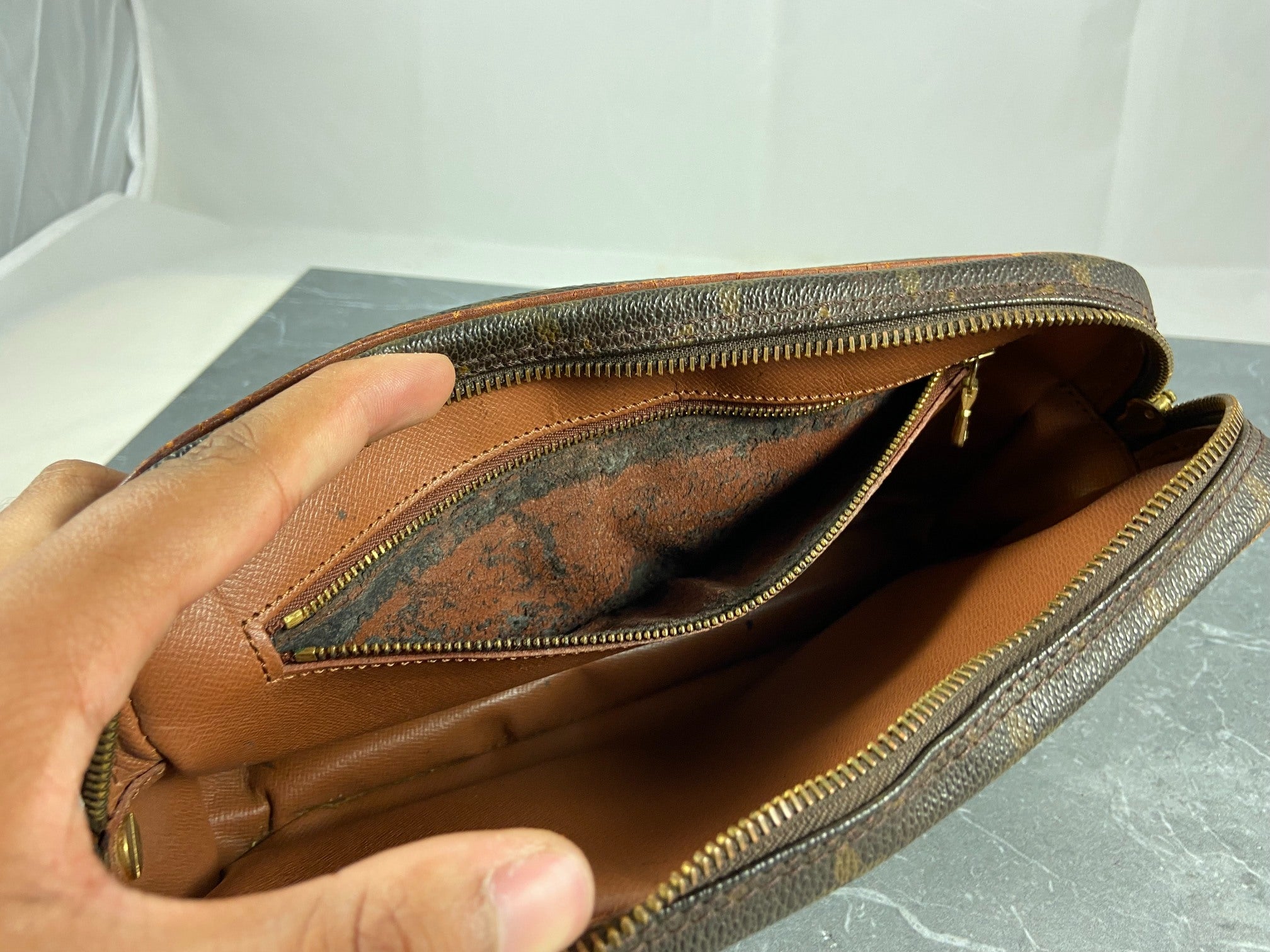 Louis Vuitton Marly Dragonne Clutch Monogram Canvas