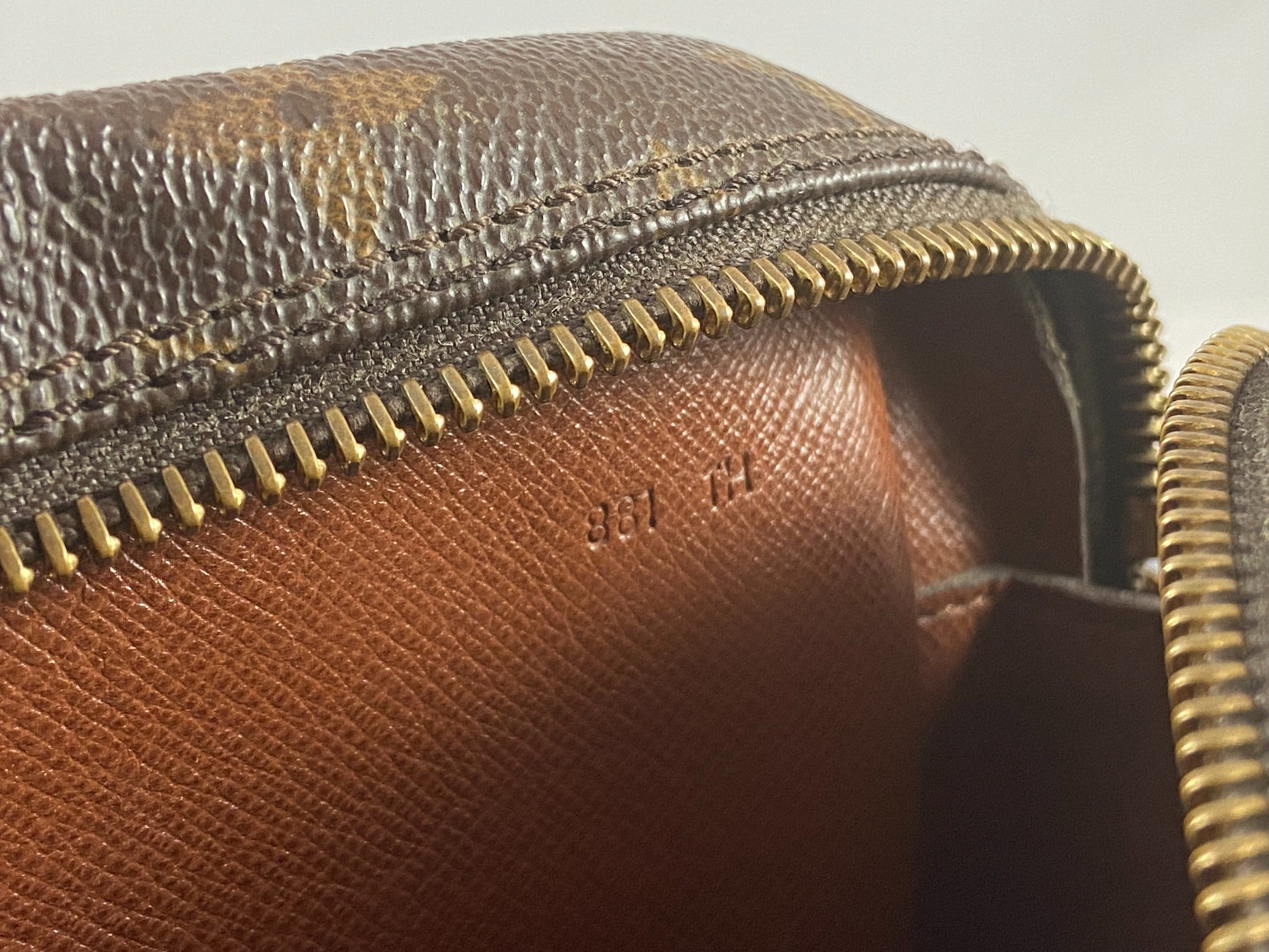 Louis Vuitton Clutch Compiegne 23 Monogram Canvas