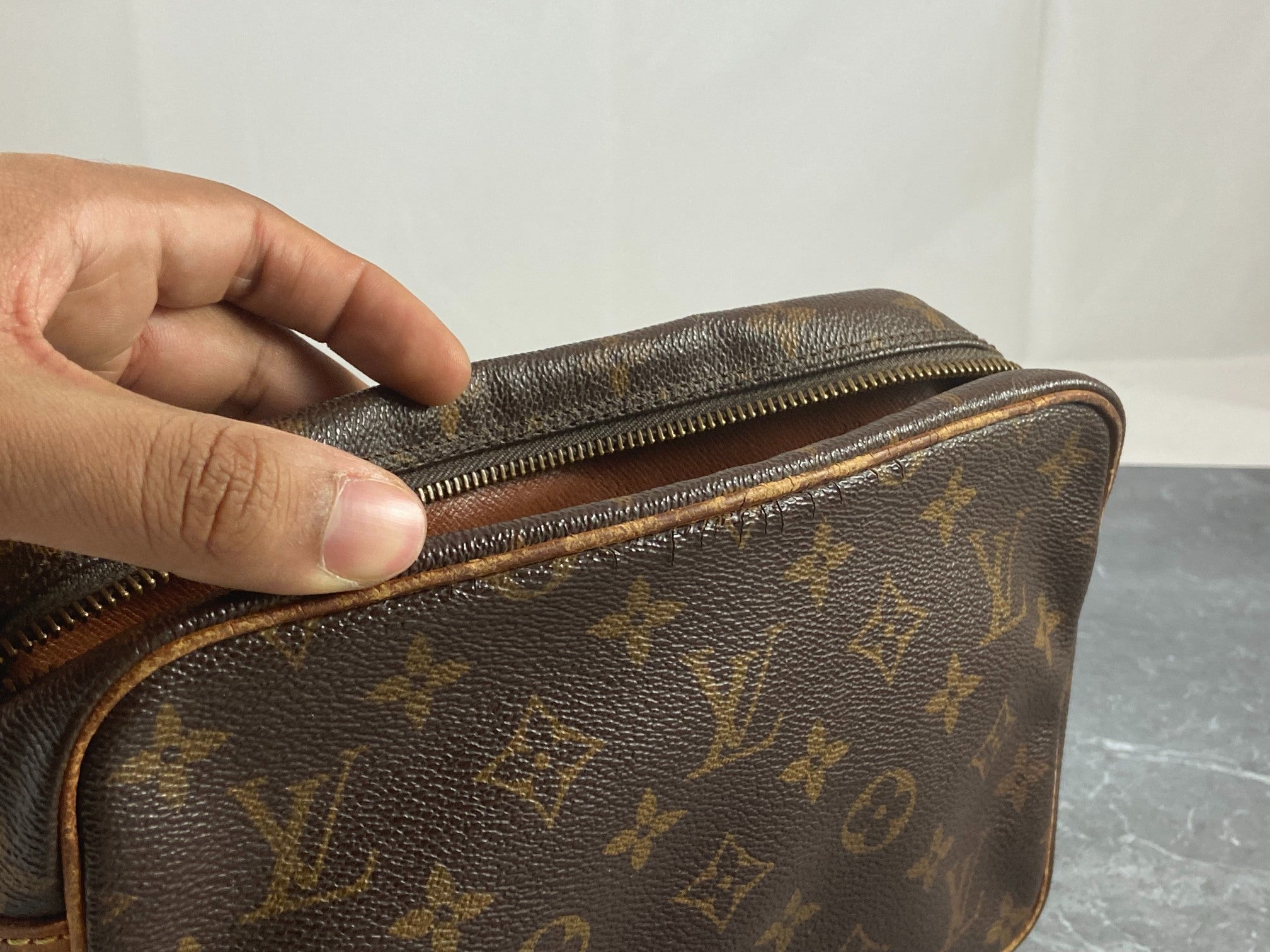 Louis Vuitton Clutch Compiegne 23 Monogram Canvas